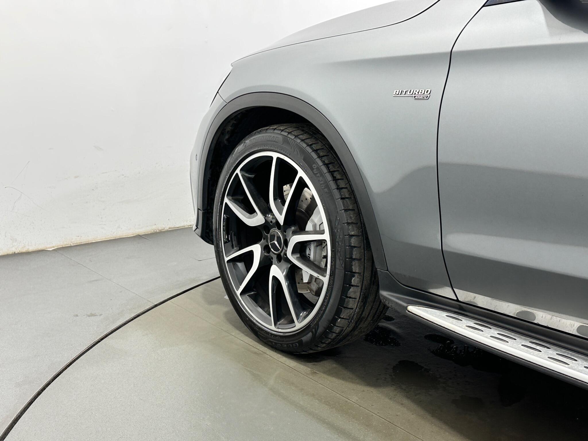 Mercedes-Benz GLC view 52