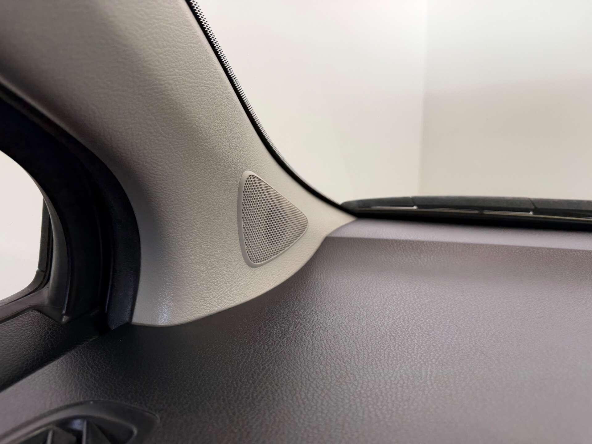 Toyota Yaris view 20