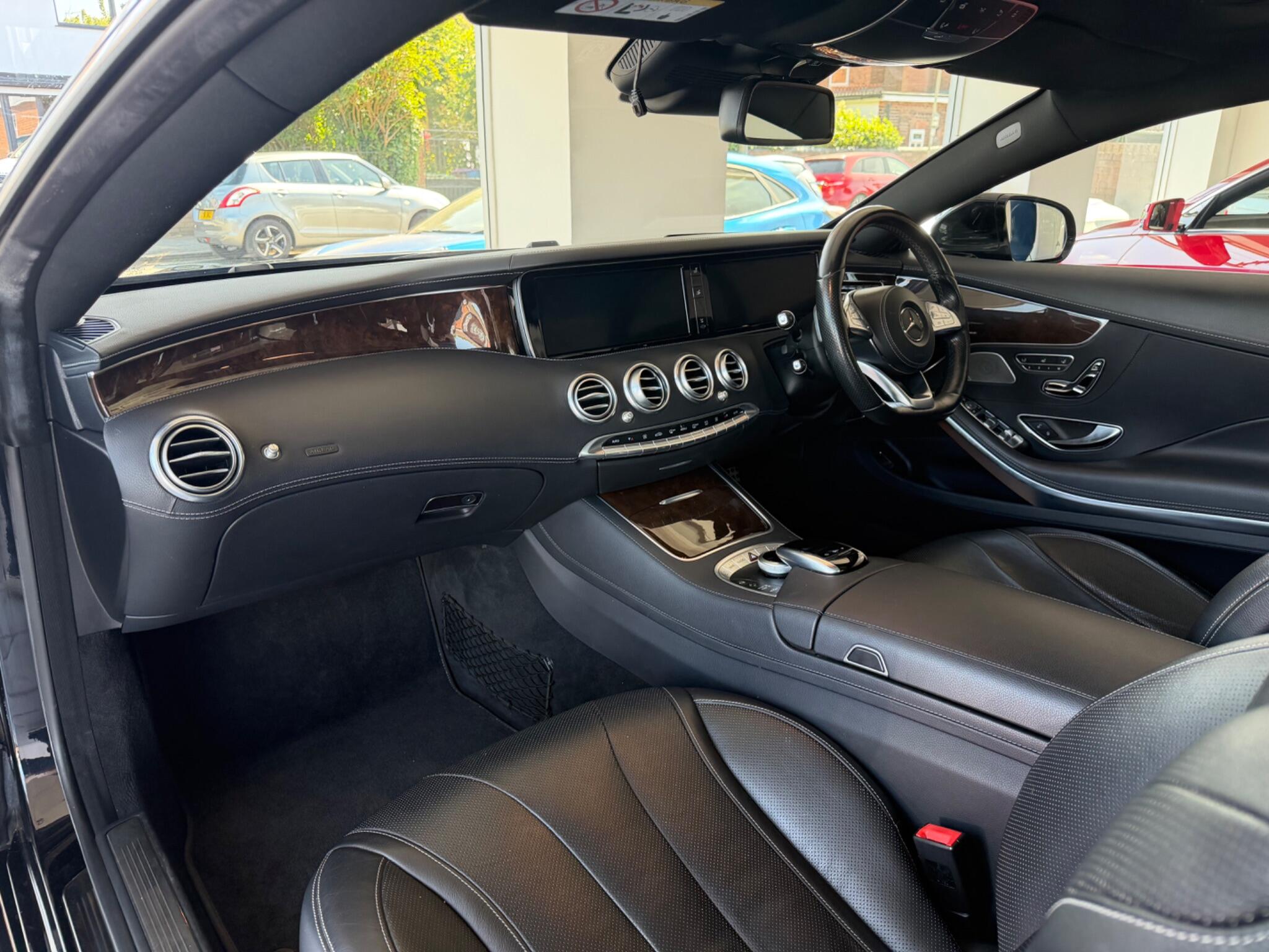 Mercedes-Benz S-Class view 68