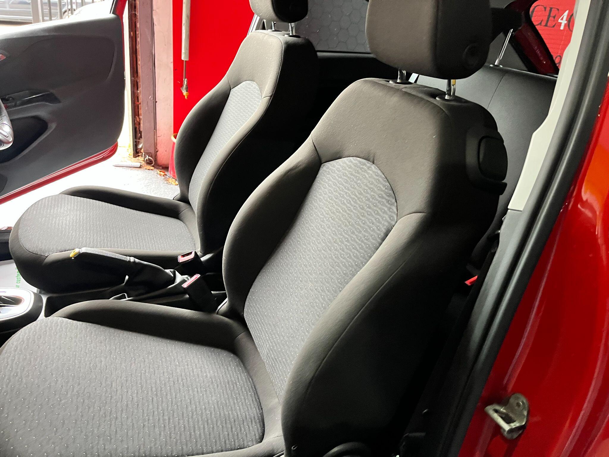 Vauxhall Corsa view 26
