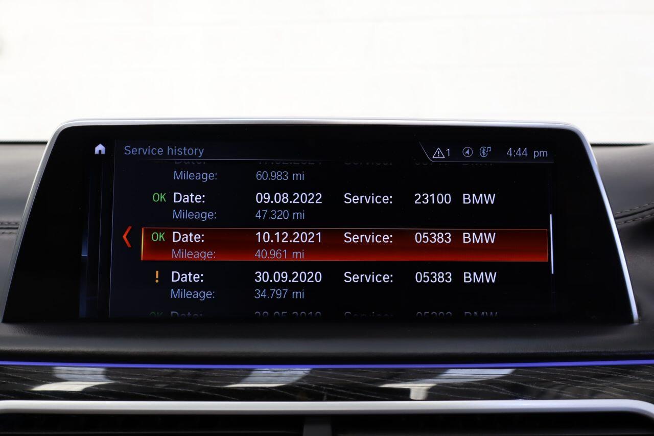 BMW 7 Series view 67