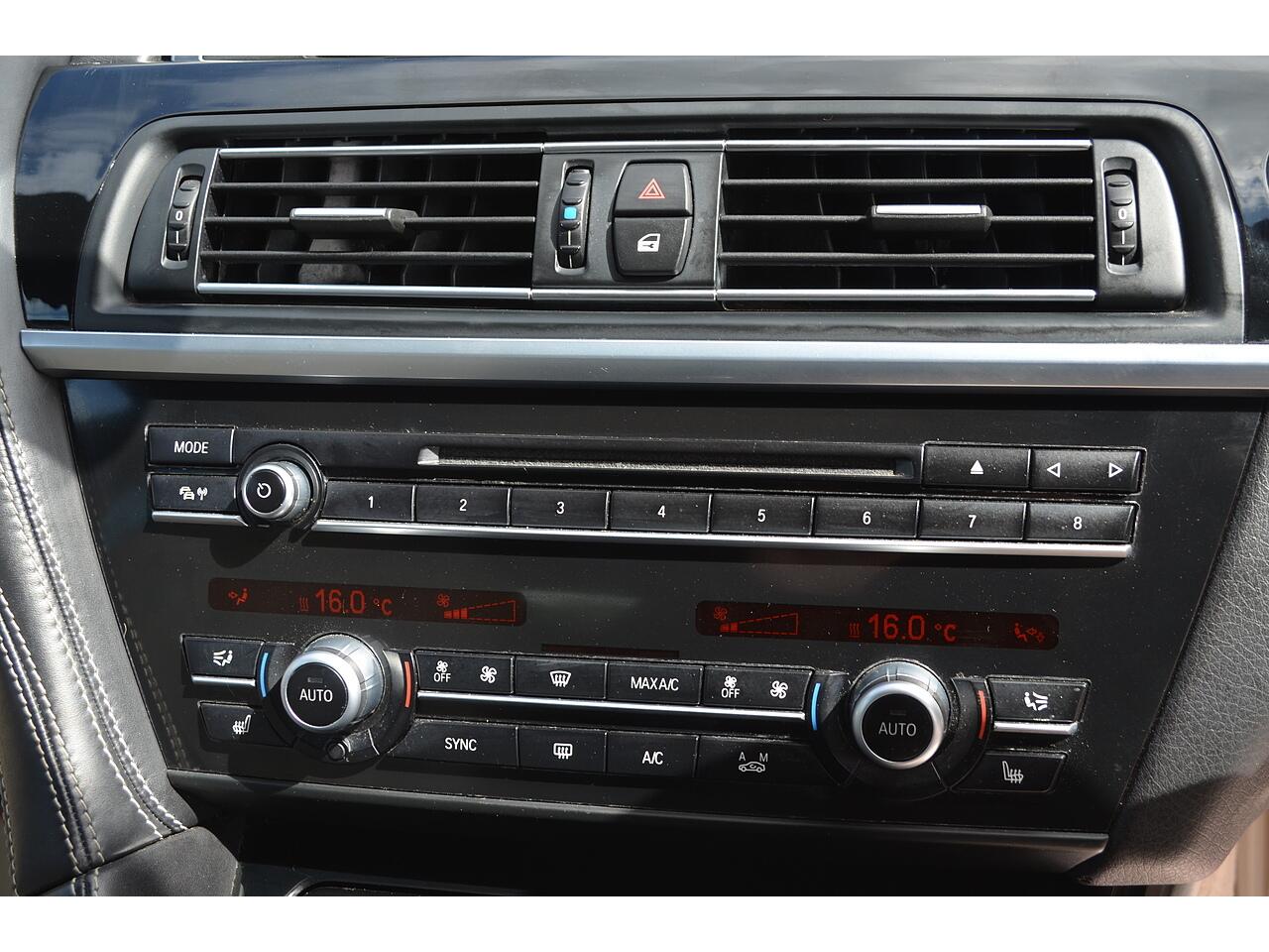 BMW 6 Series view 17