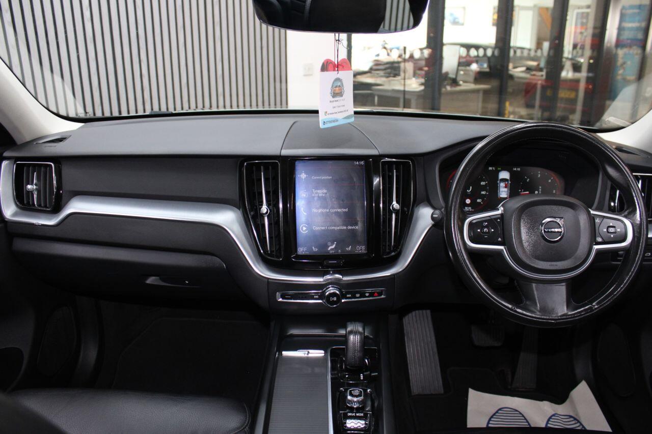Volvo XC60 view 14