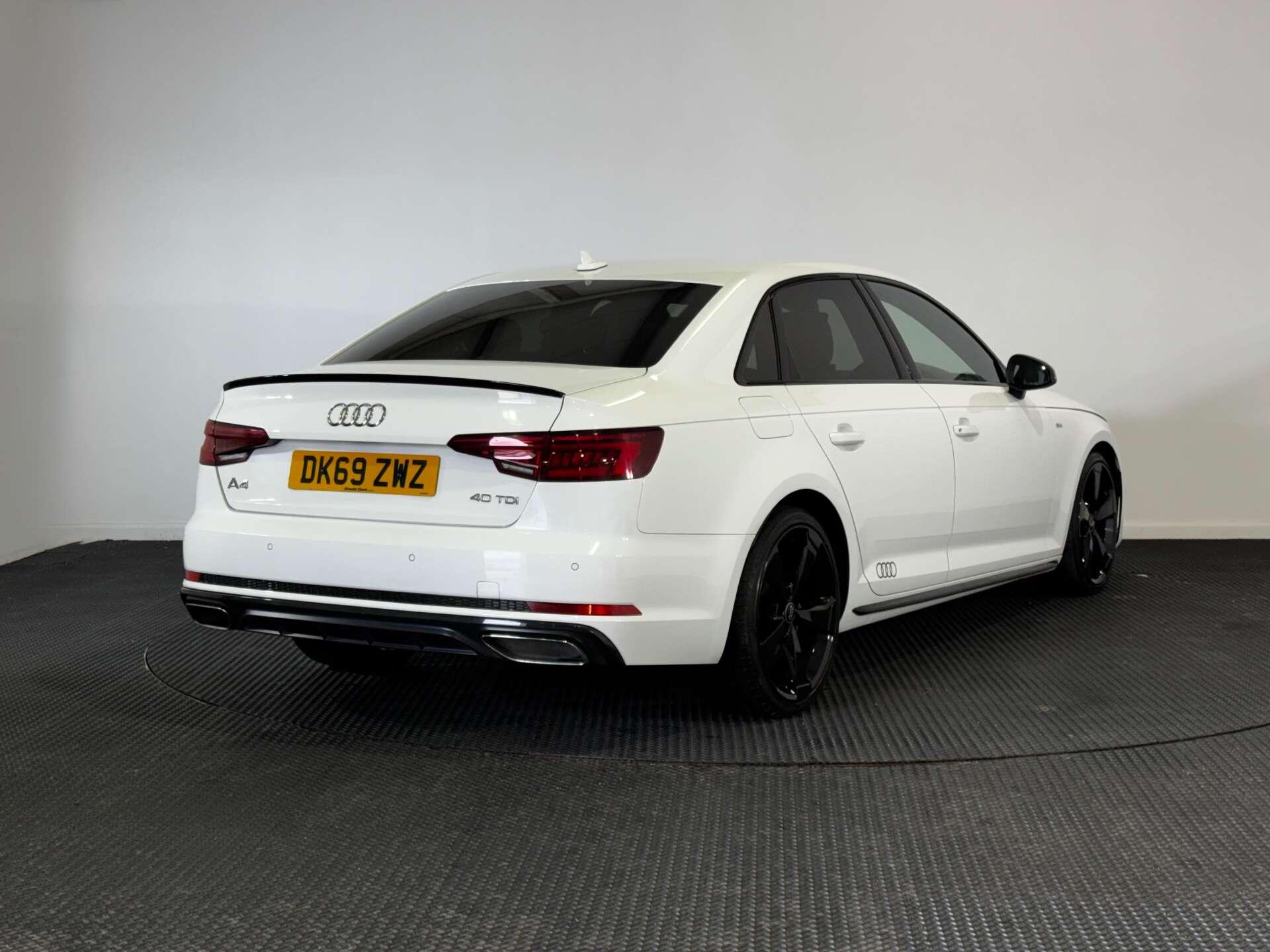 Audi A4 view 7