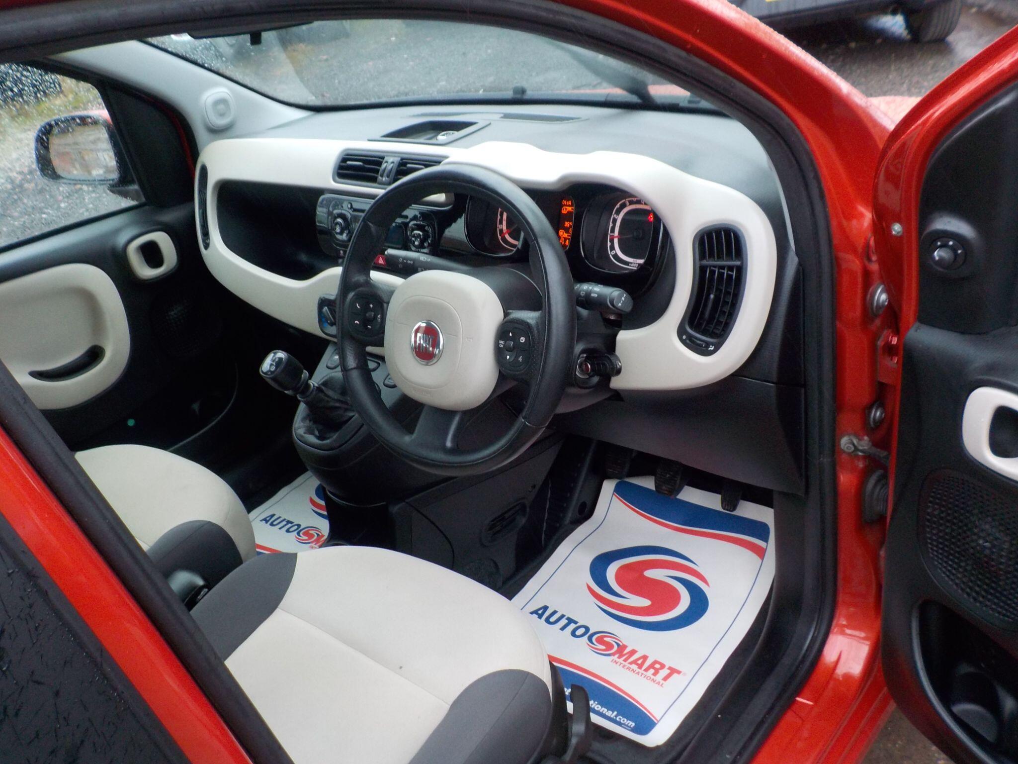 Fiat Panda 0.9 TwinAir Lounge Euro 5 (s/s) 5dr