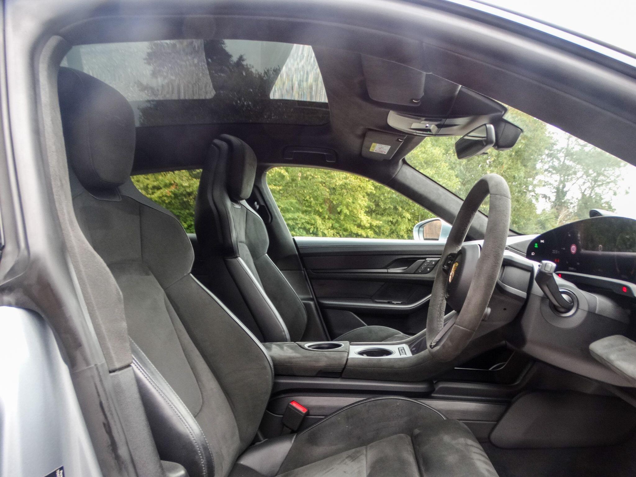 Porsche Taycan view 21