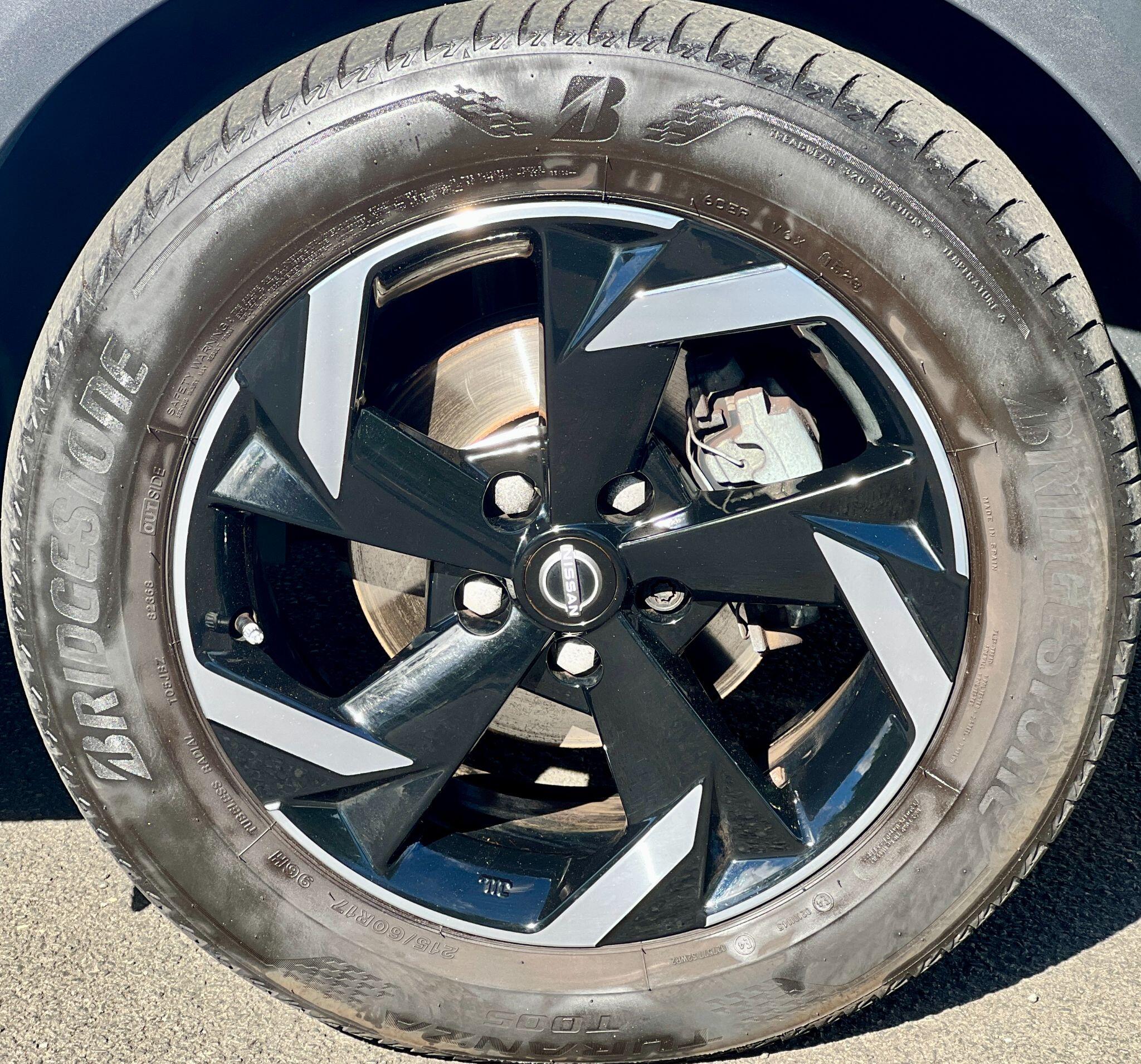 Nissan Juke view 35