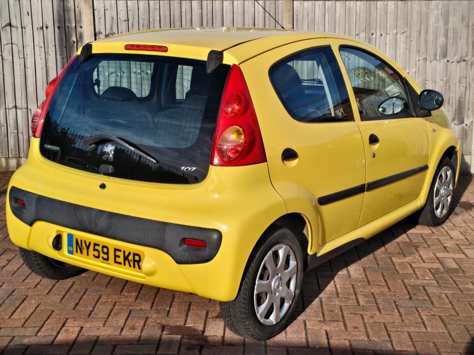Peugeot 107 view 5