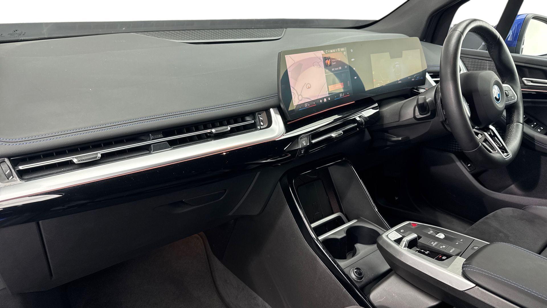 BMW 2 Series view 7