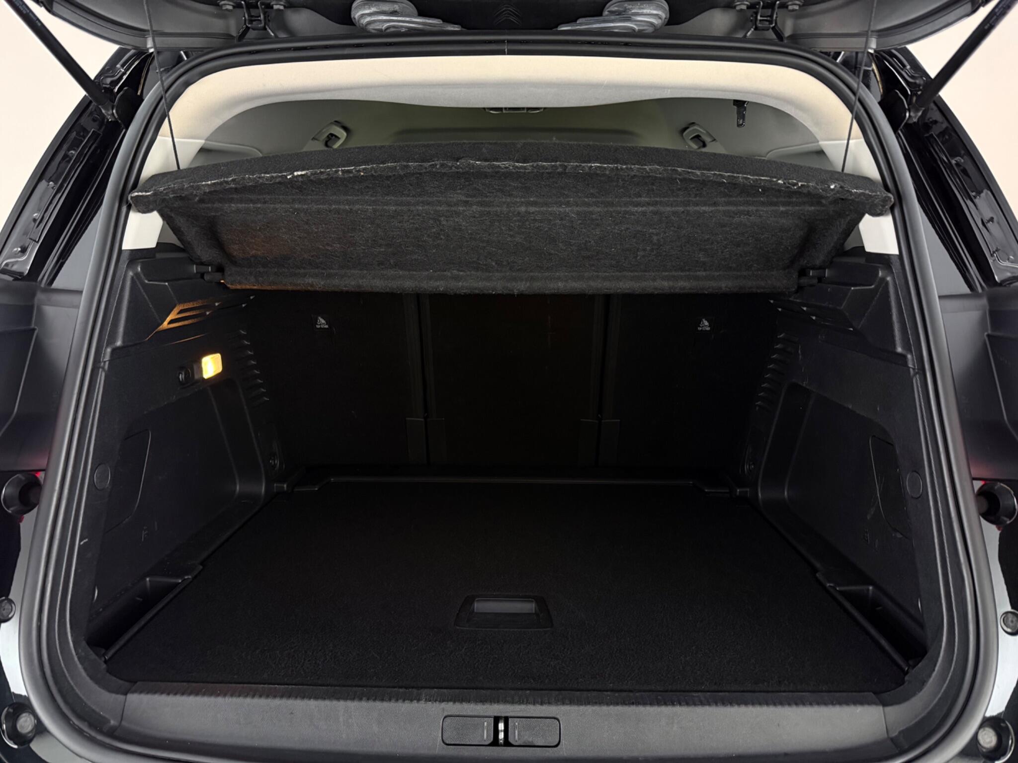 Citroen C5 Aircross view 26