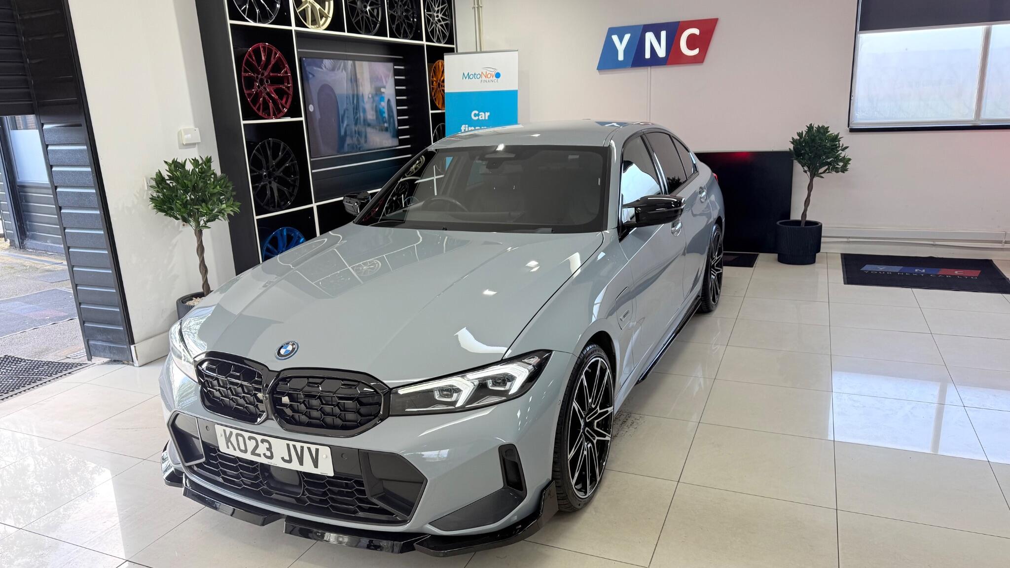 BMW 3 Series view 53