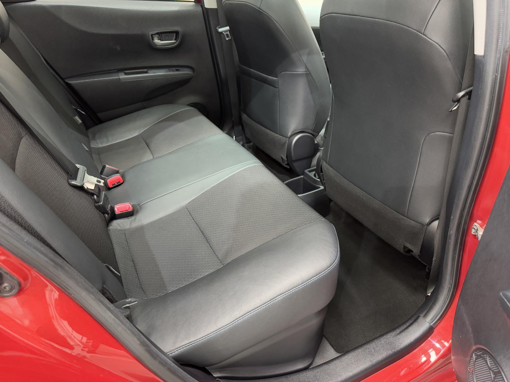 Toyota Yaris view 42
