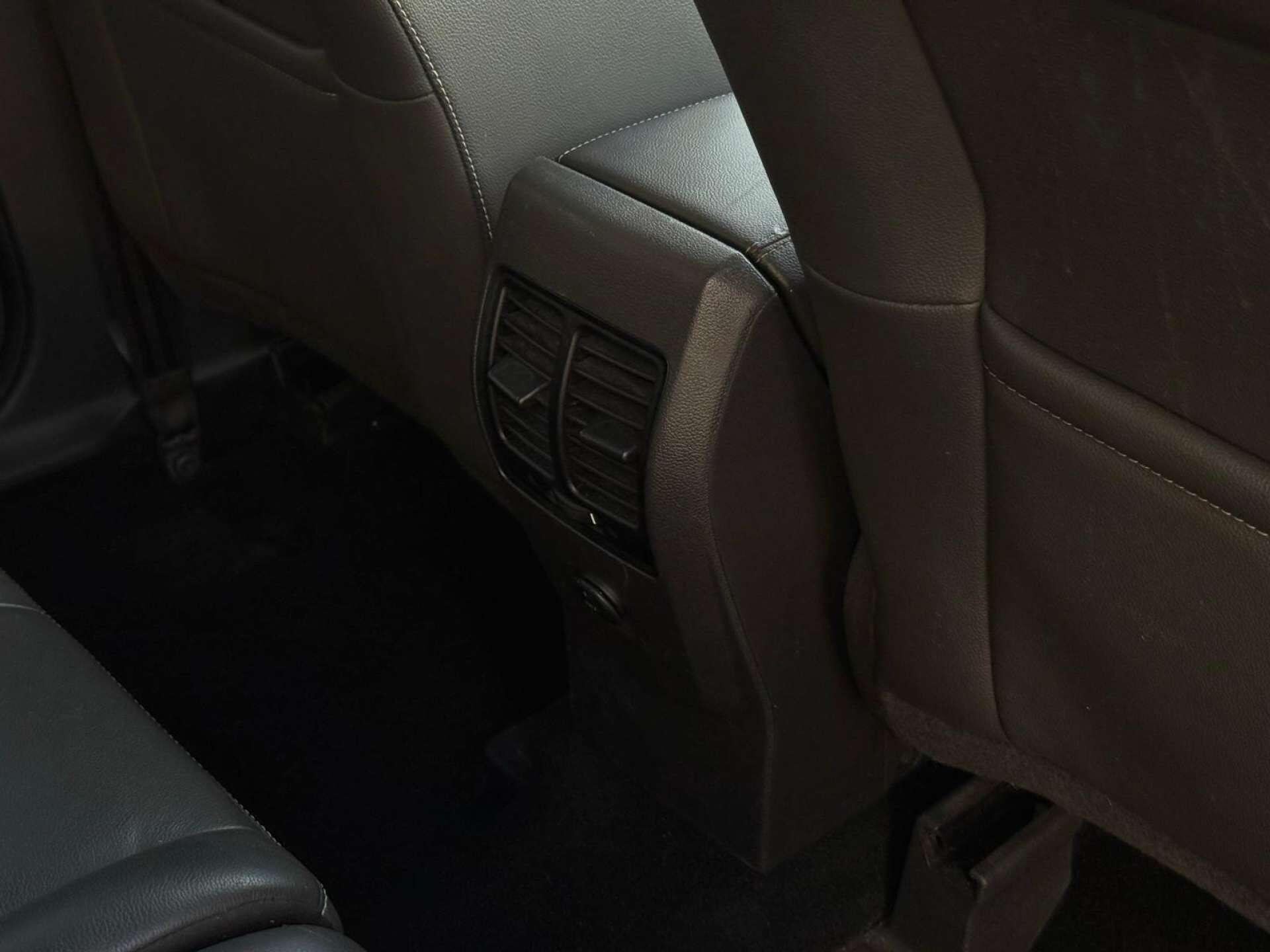 Ford Kuga view 49