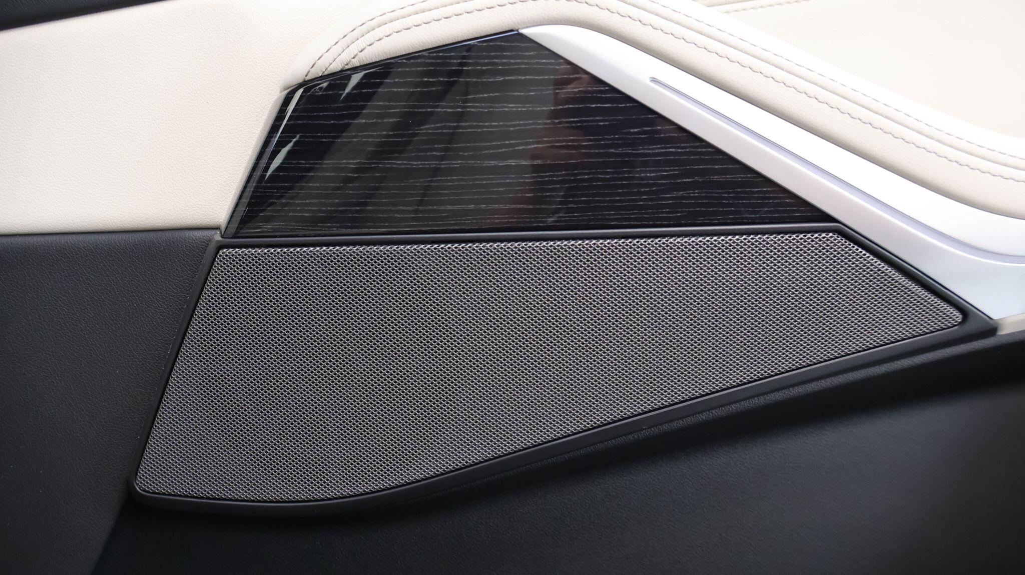 BMW X5 view 45