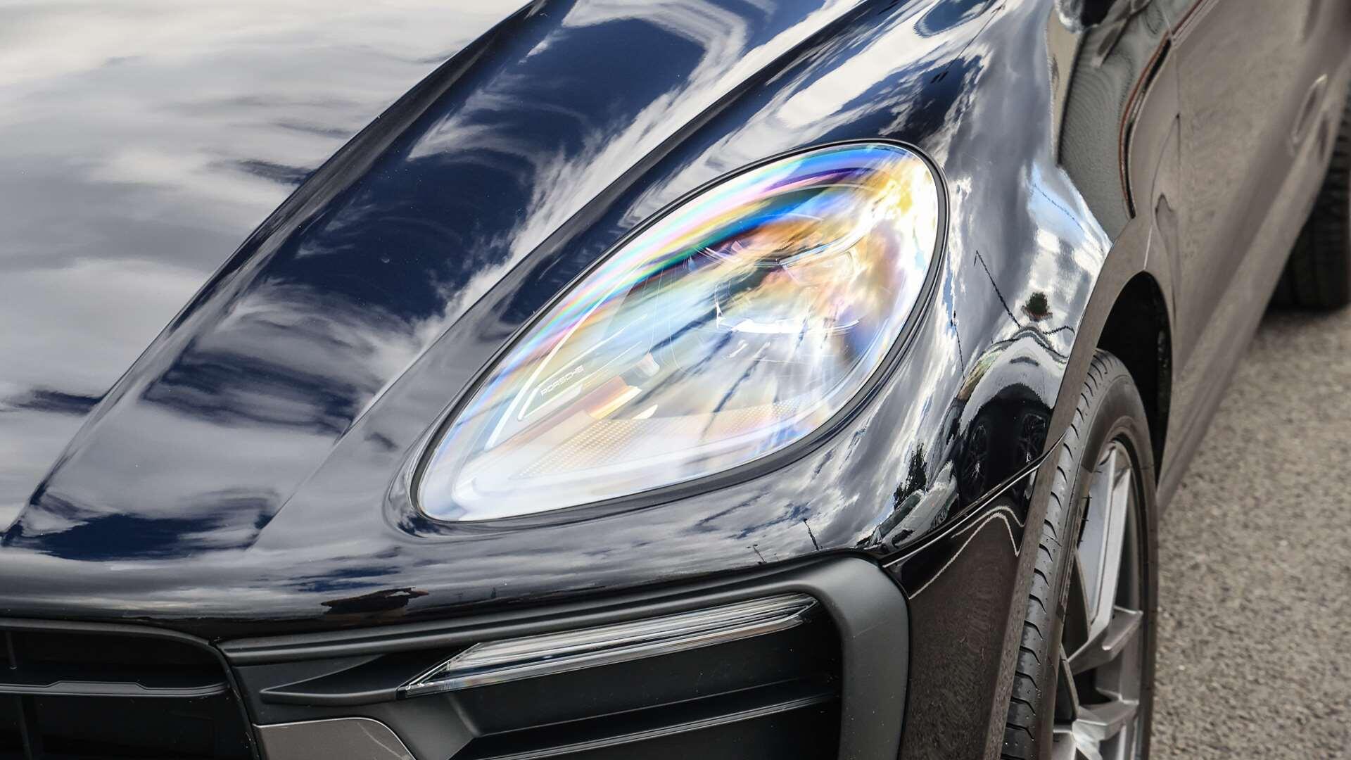 Porsche Macan view 34