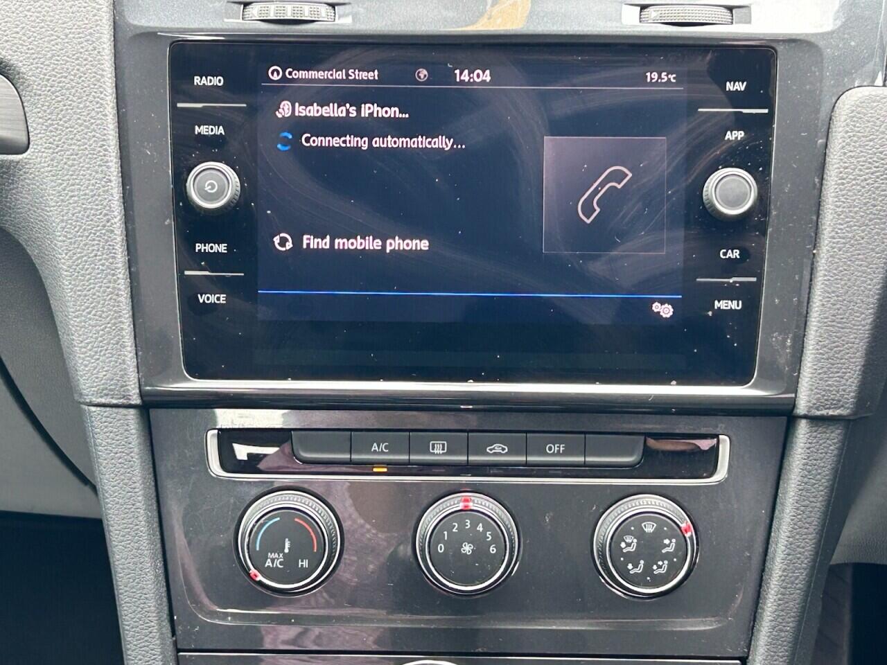 Volkswagen Golf view 34