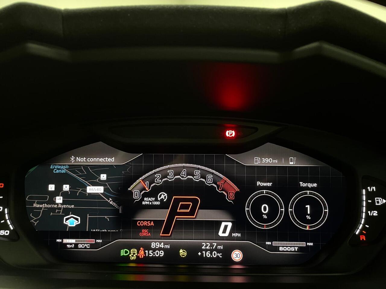 Lamborghini Urus view 45