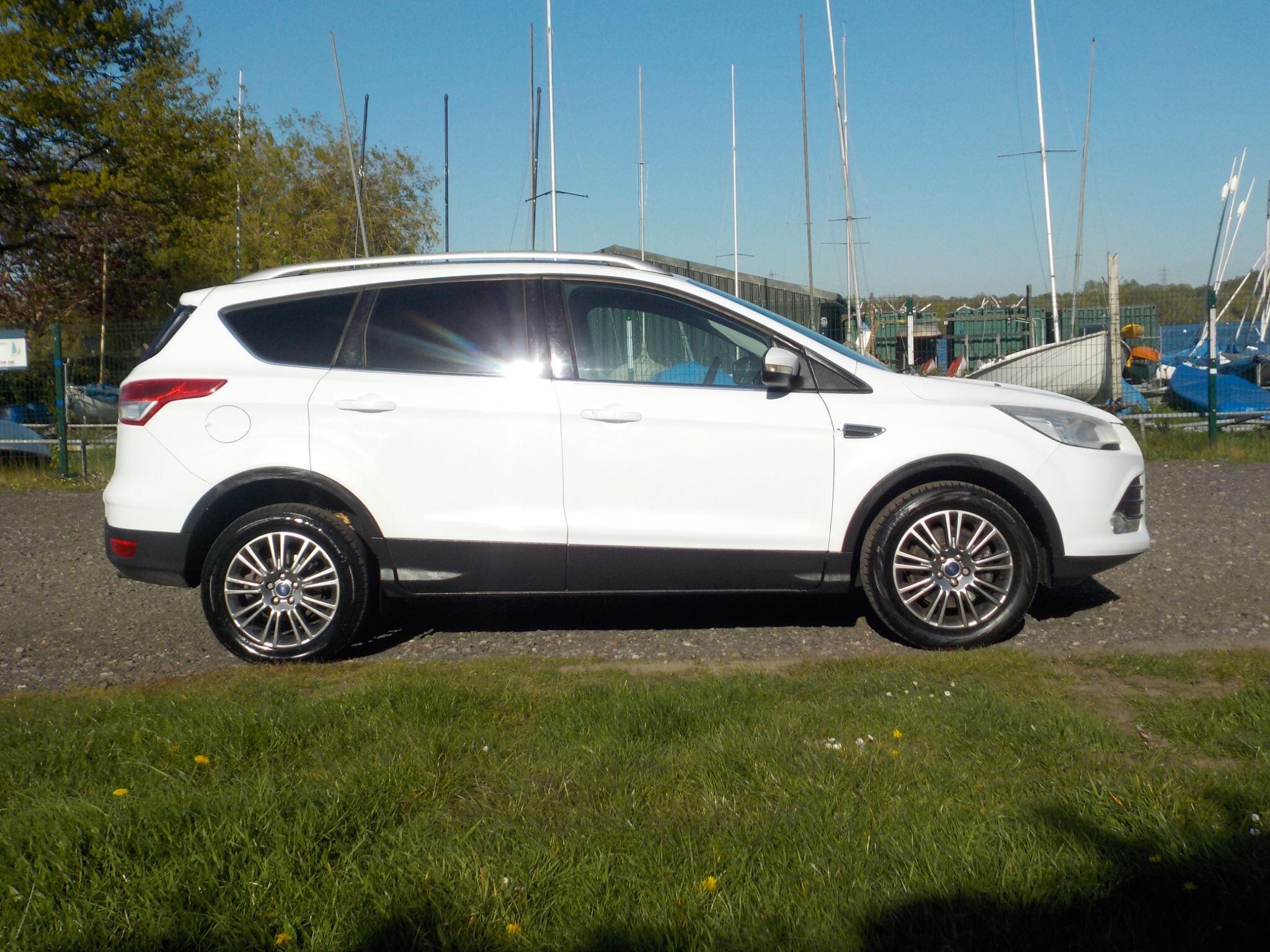 Ford Kuga 2.0 TDCi Titanium 2WD Euro 5 5dr