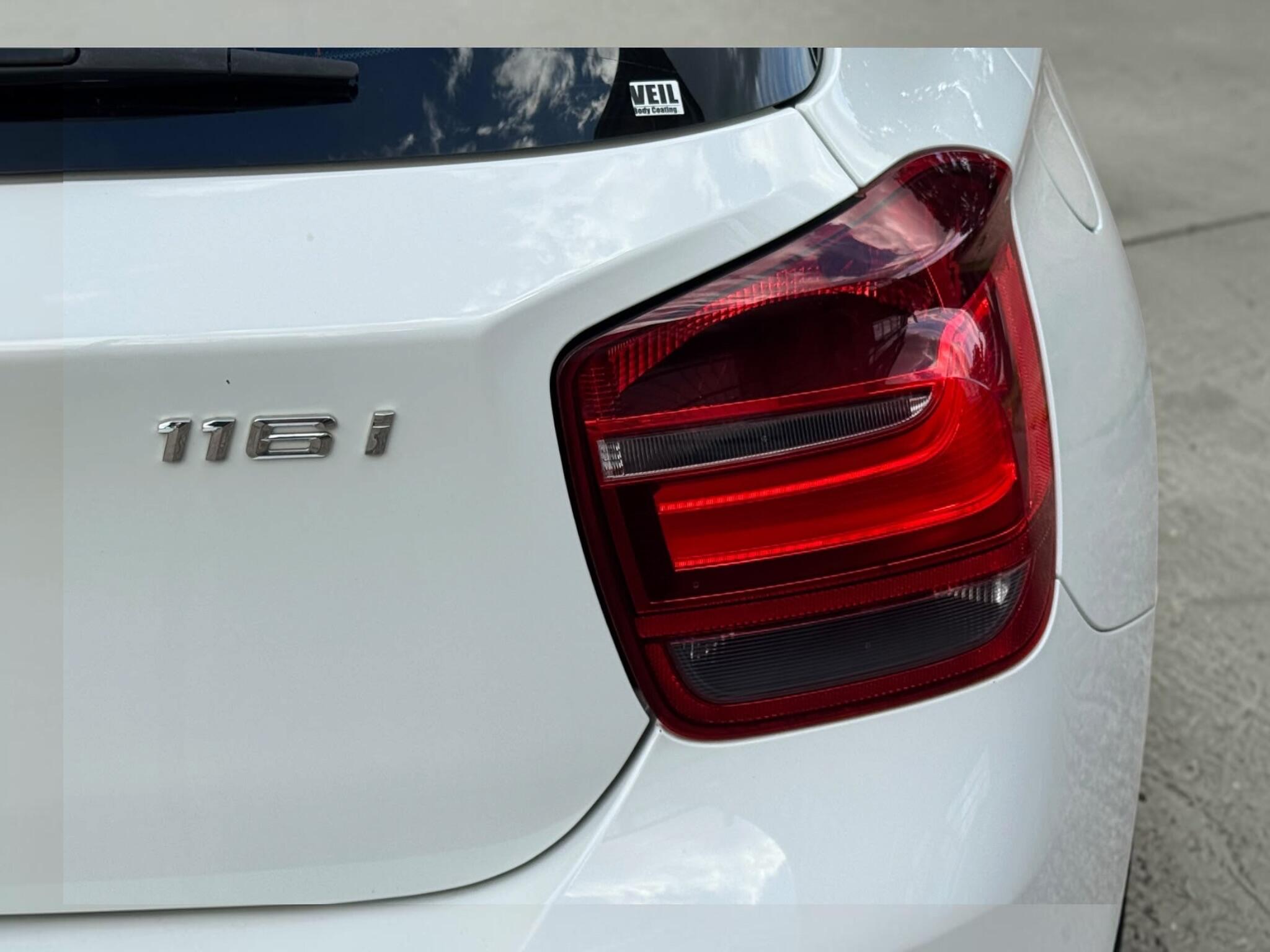 BMW 1 Series view 44
