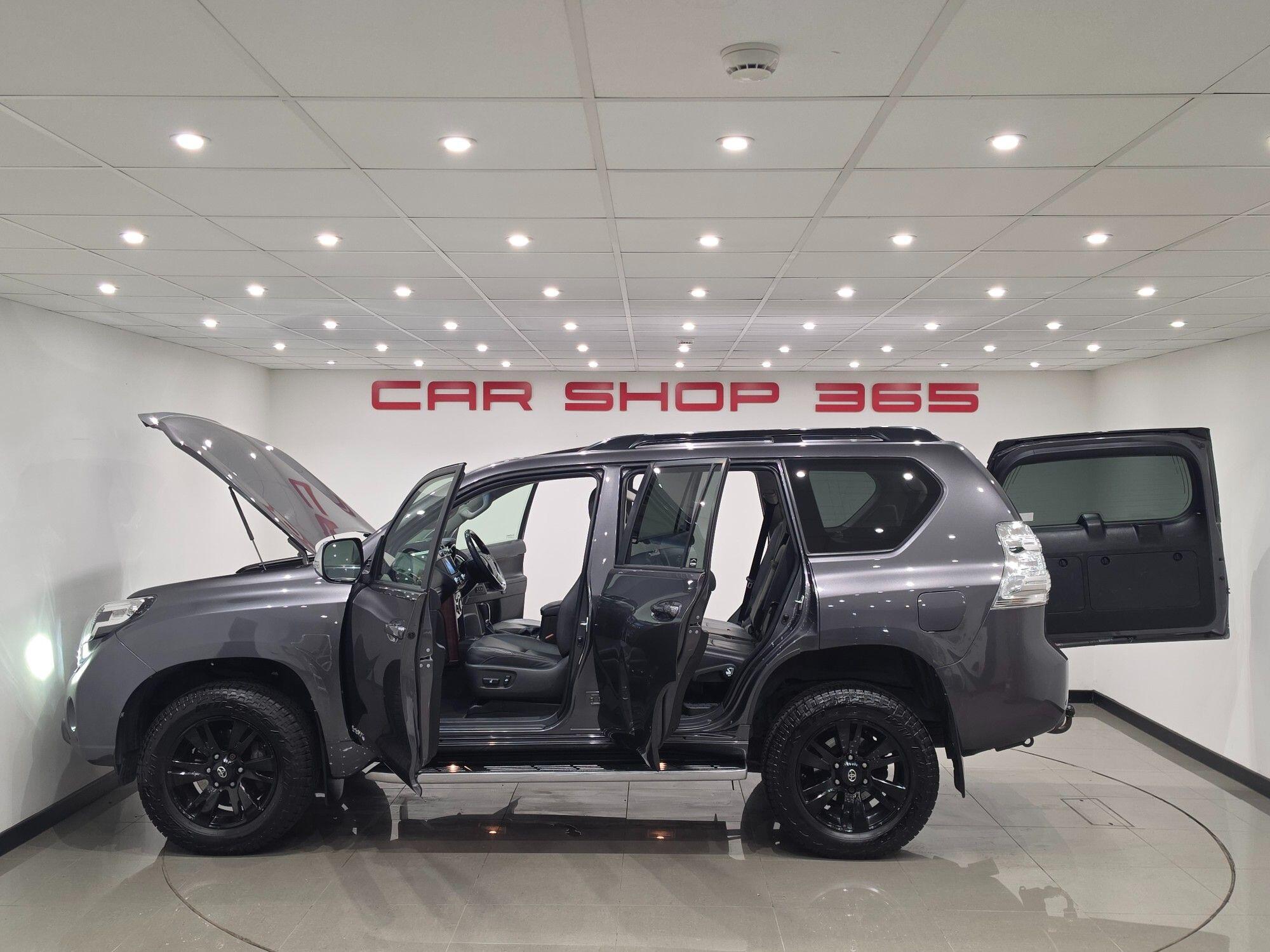 Toyota Land Cruiser view 52