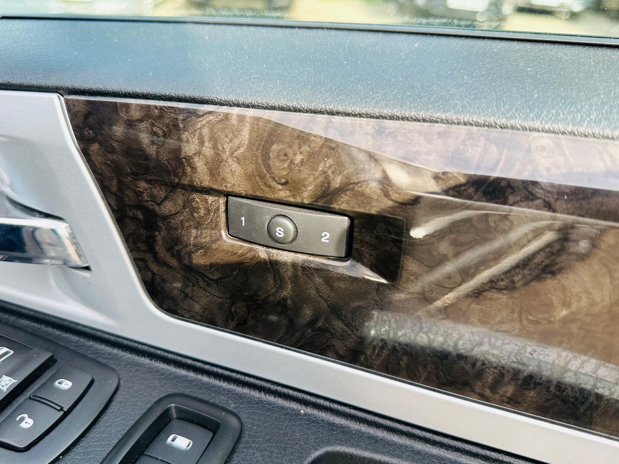 Chrysler Grand Voyager view 20