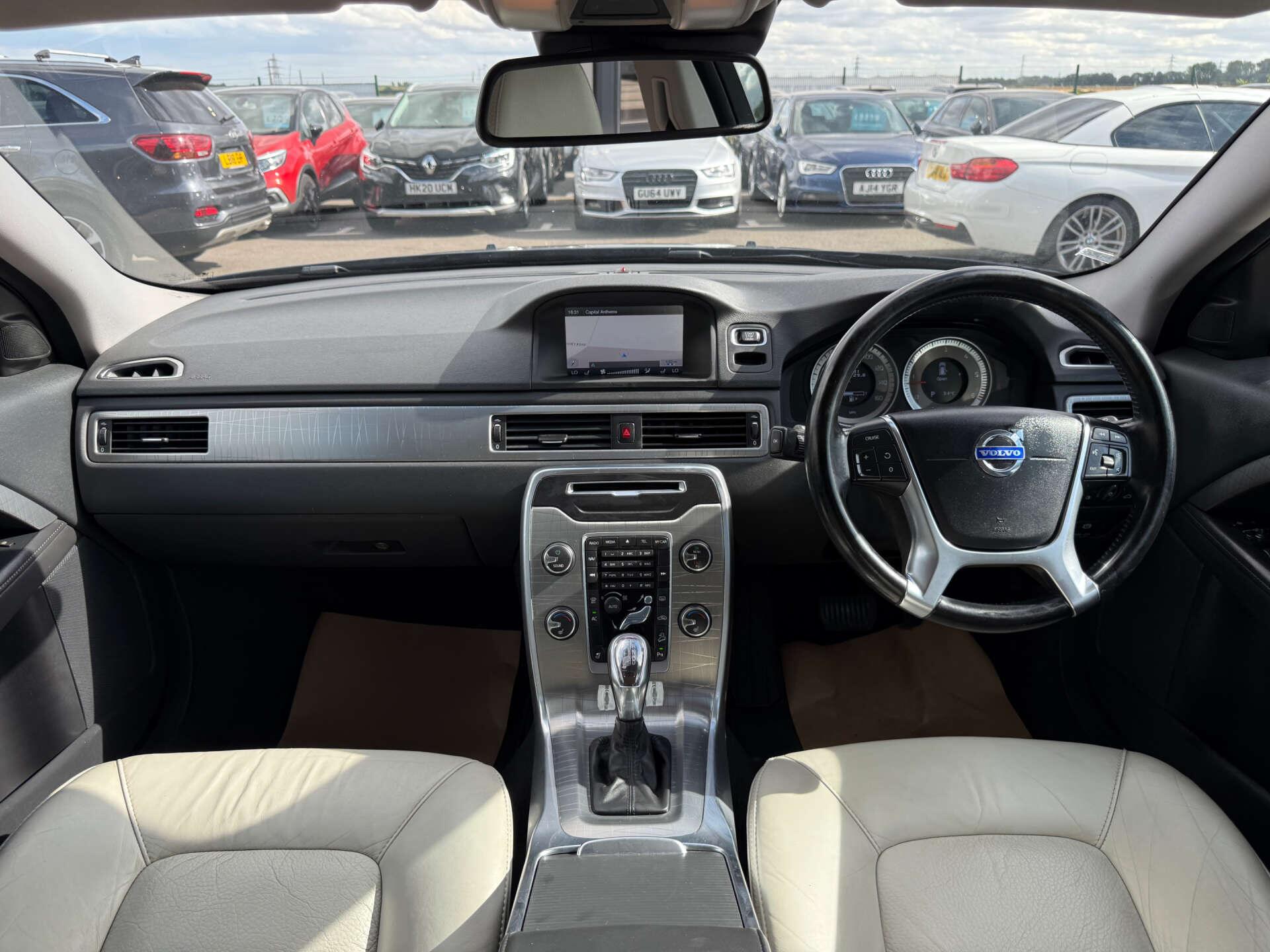 Volvo XC70 view 73
