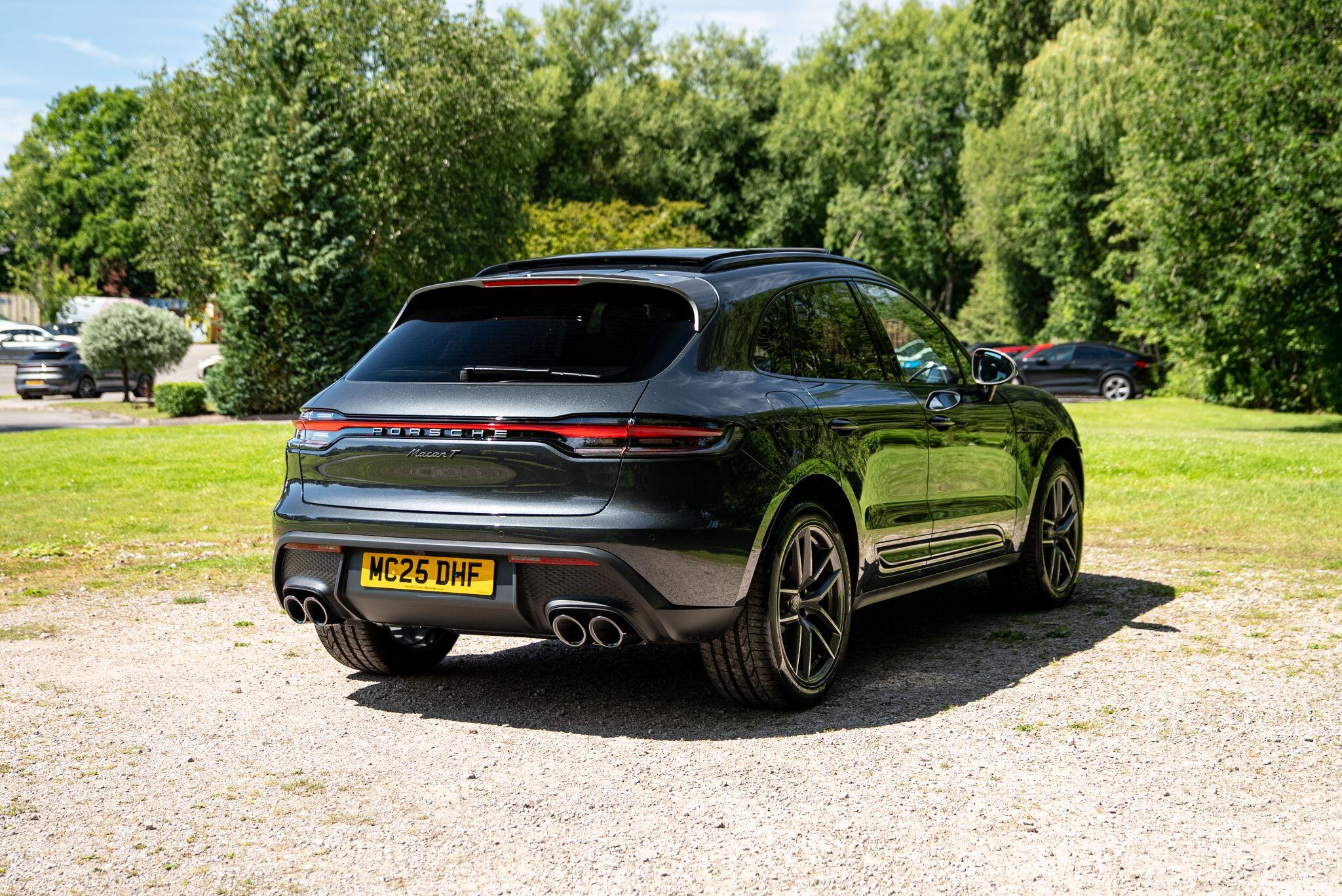 Porsche Macan view 59