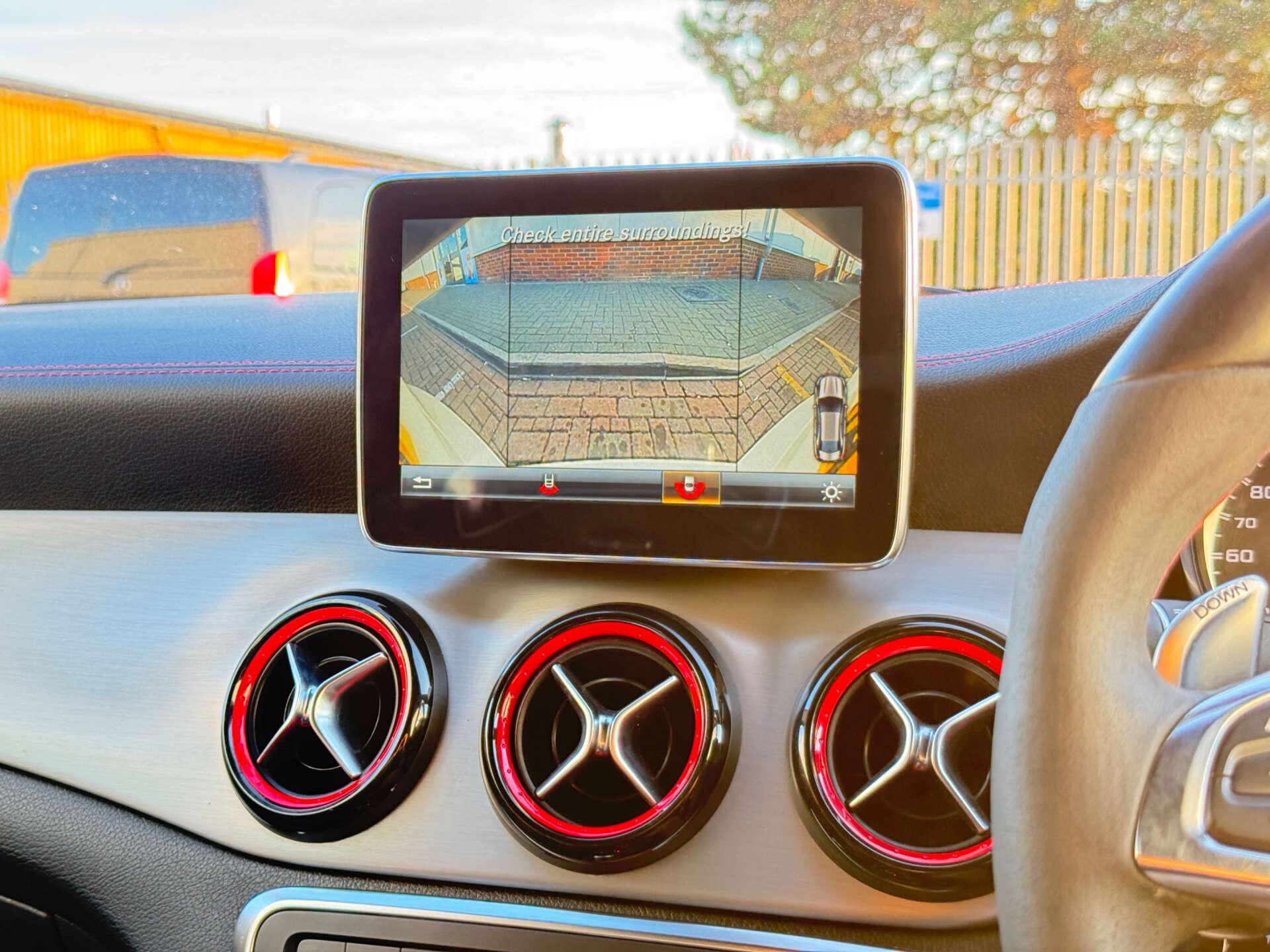 Mercedes-Benz Cla view 74