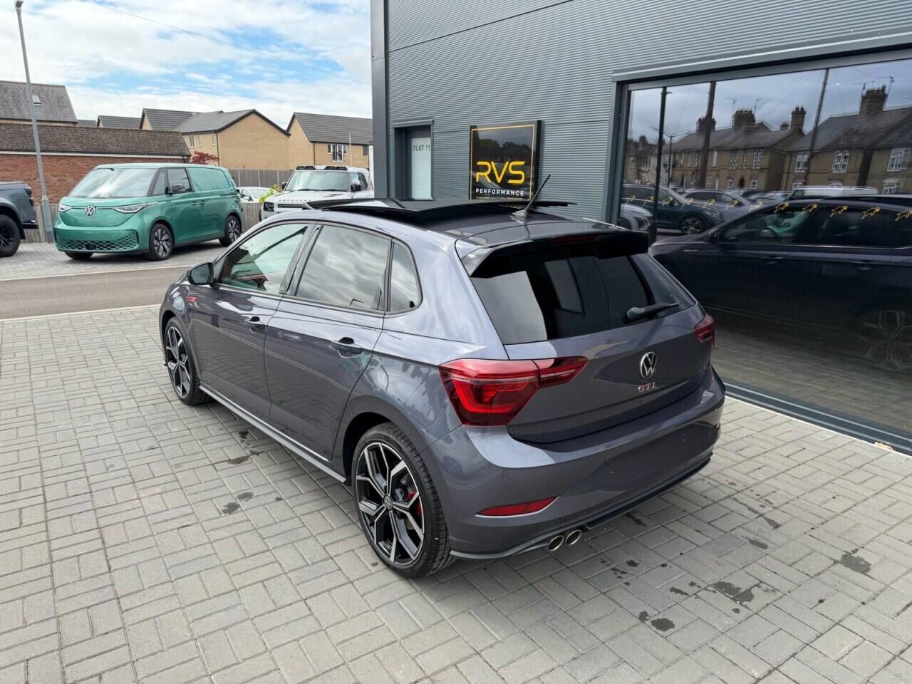 Volkswagen Polo view 12