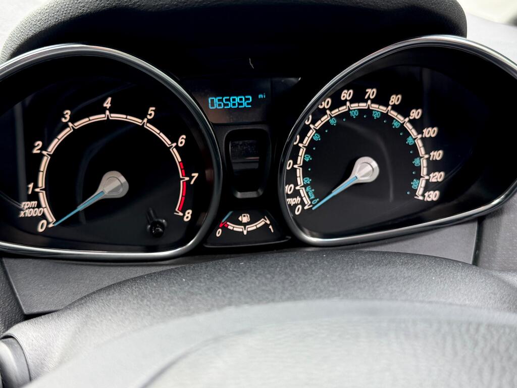 Ford Fiesta view 27
