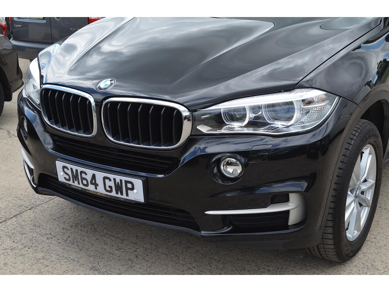 BMW X5 view 44