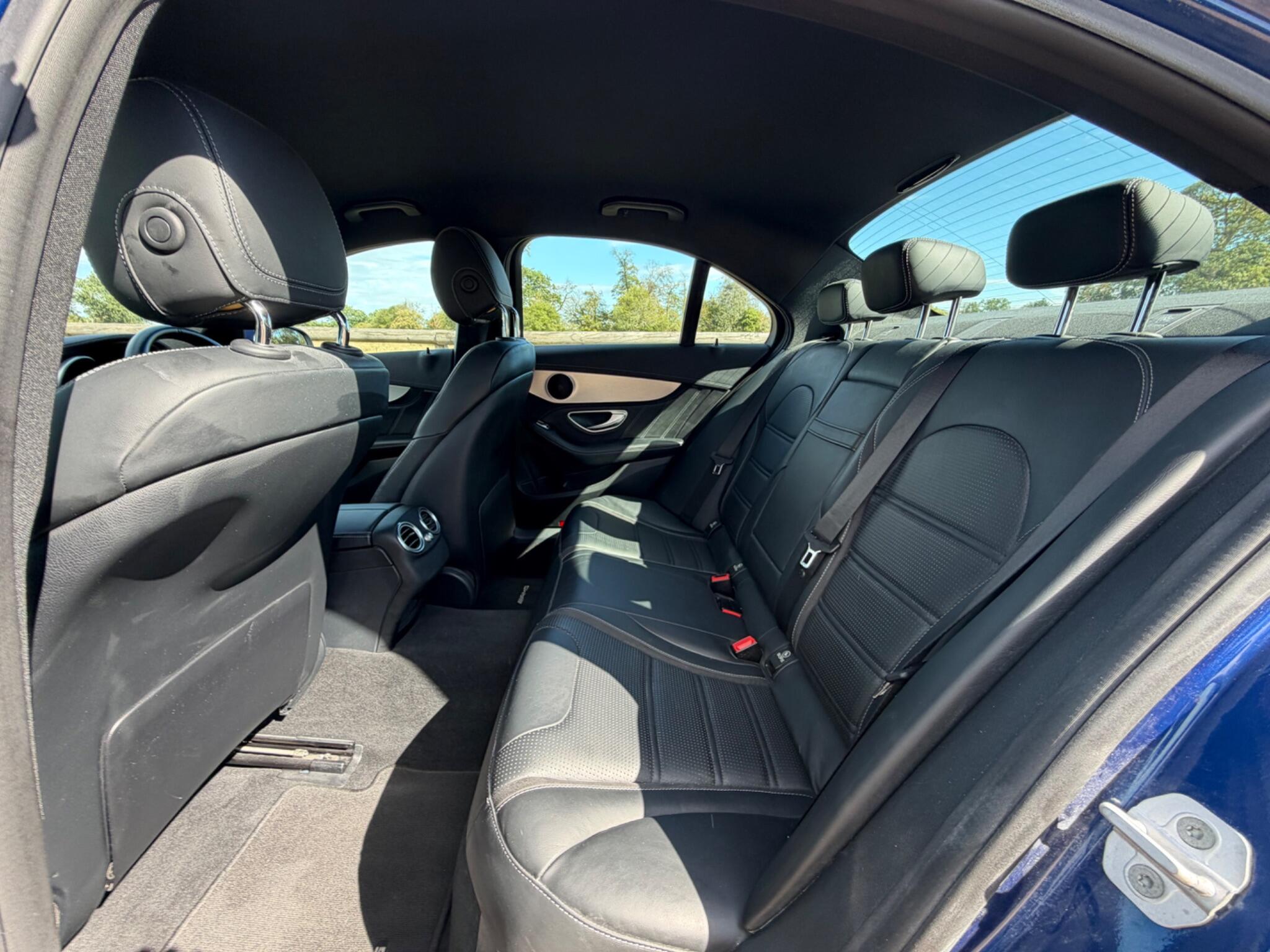Mercedes-Benz C-Class view 11