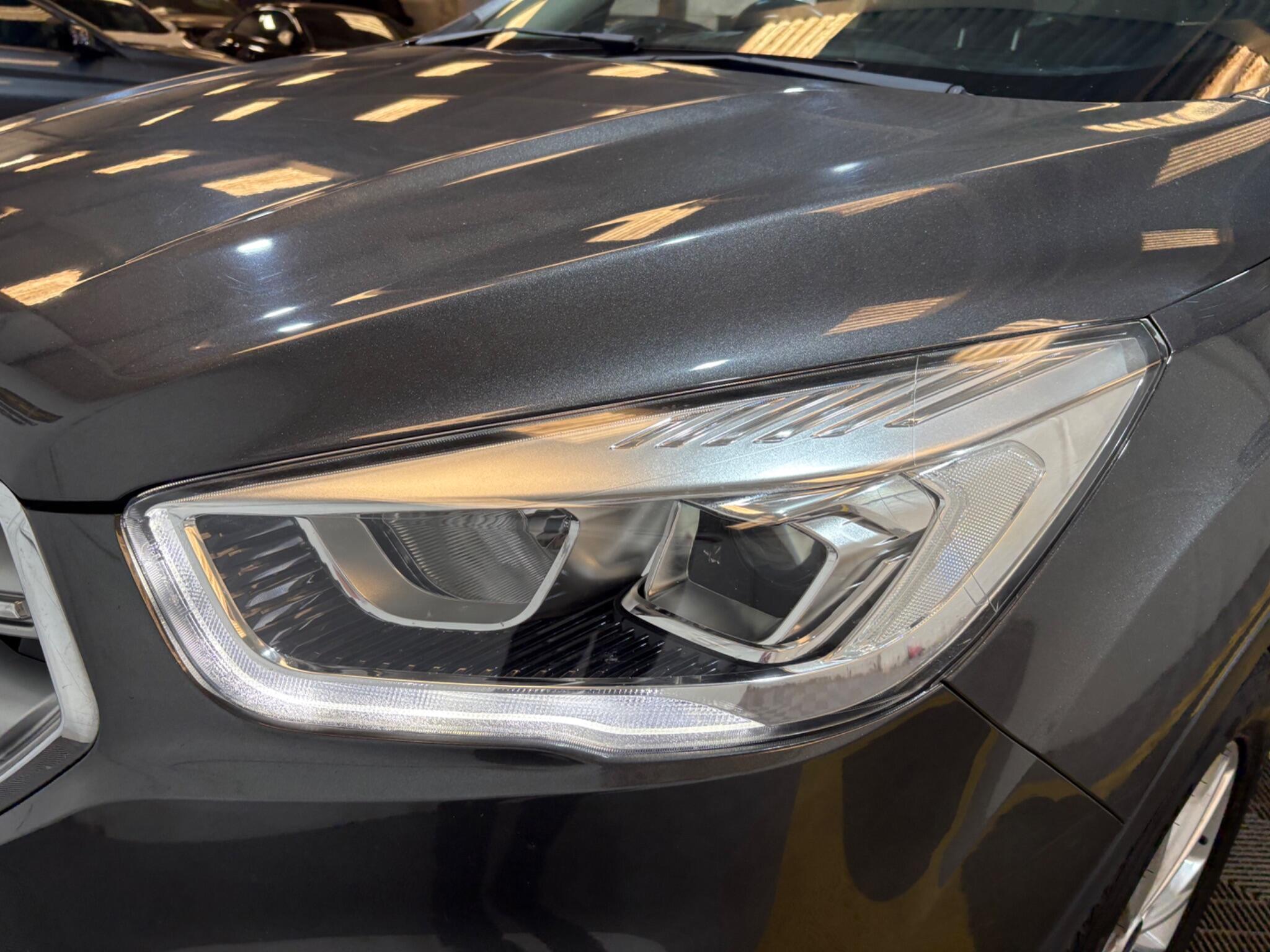 Ford Kuga view 55