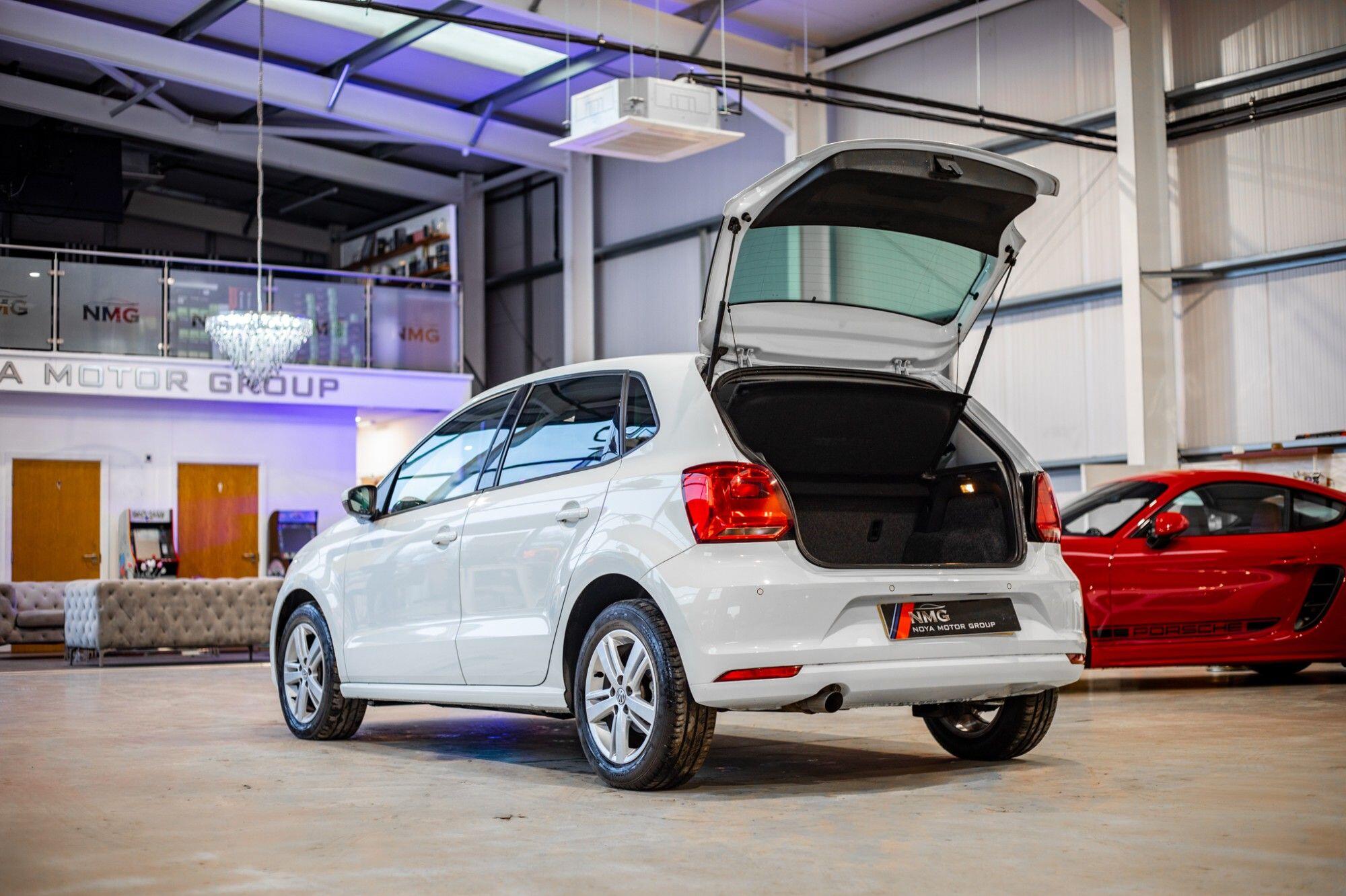 Volkswagen Polo view 37