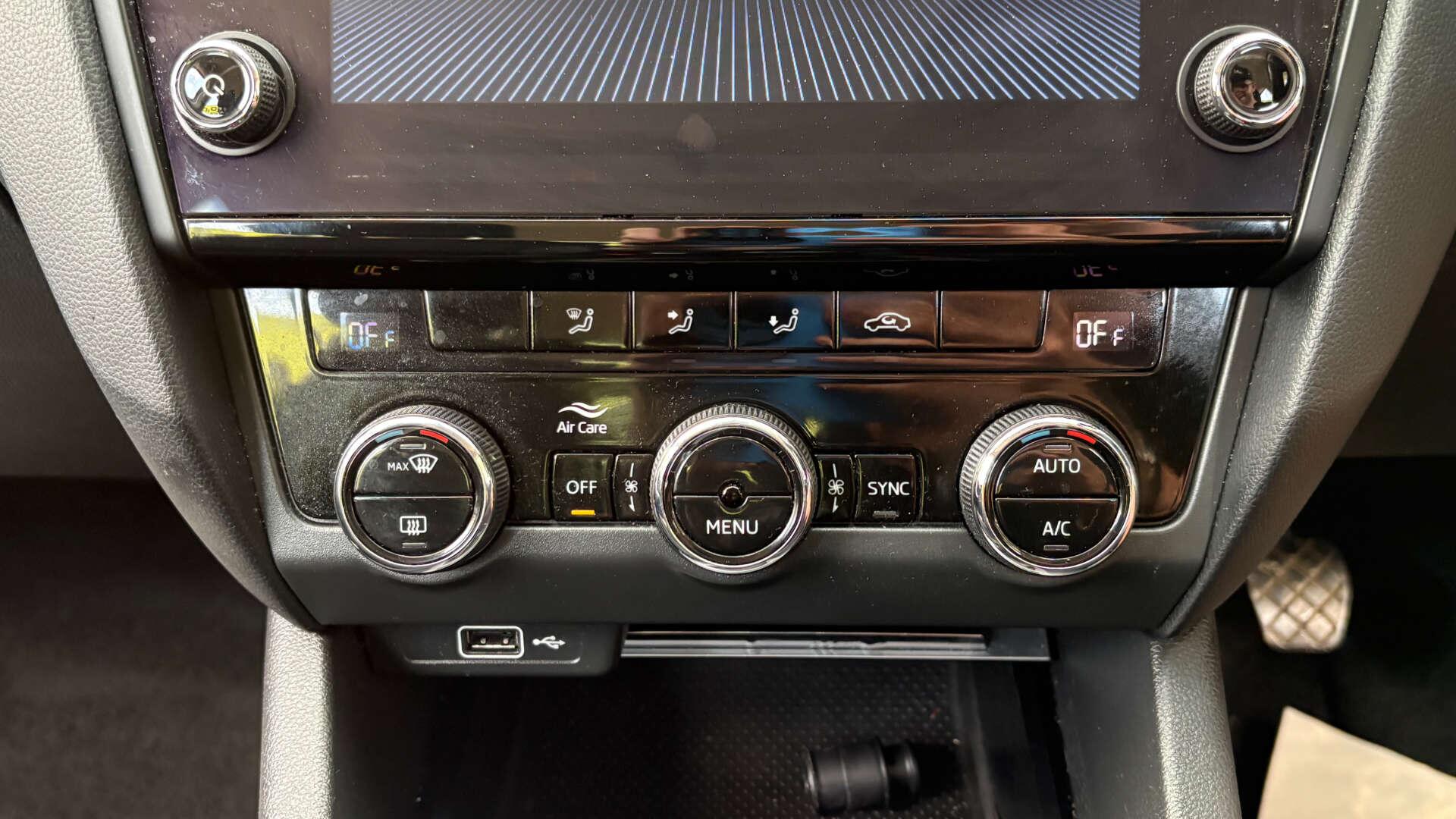 Skoda Octavia view 32