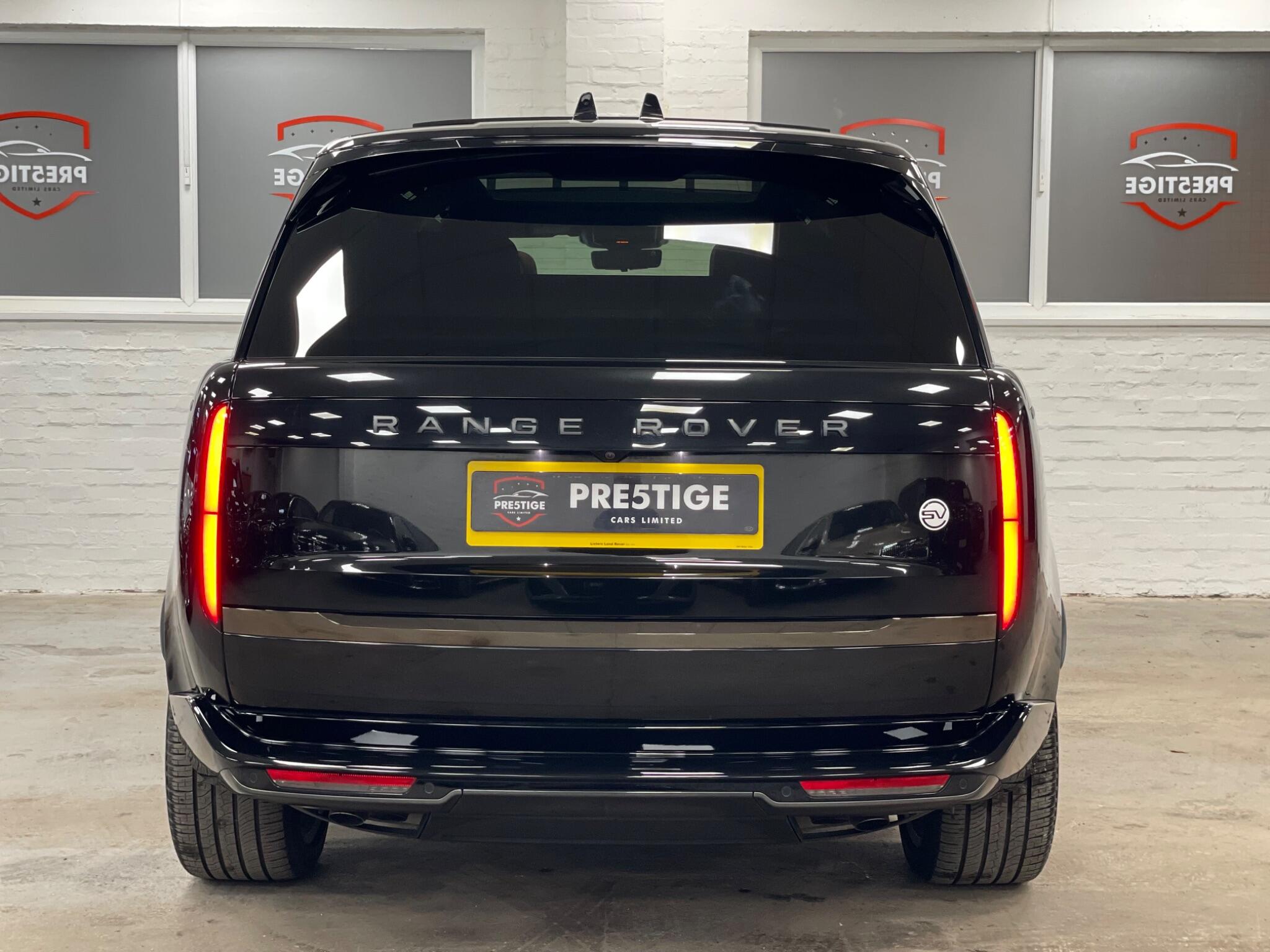 Land Rover Range Rover view 10