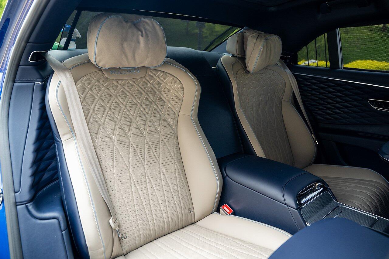 Bentley Flying Spur view 67