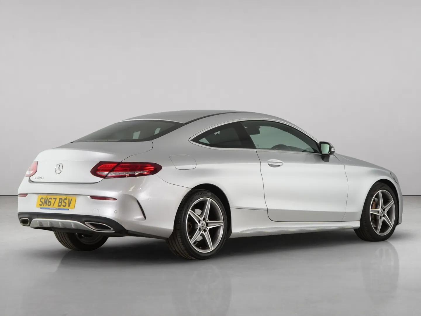Mercedes-Benz C-Class view 8