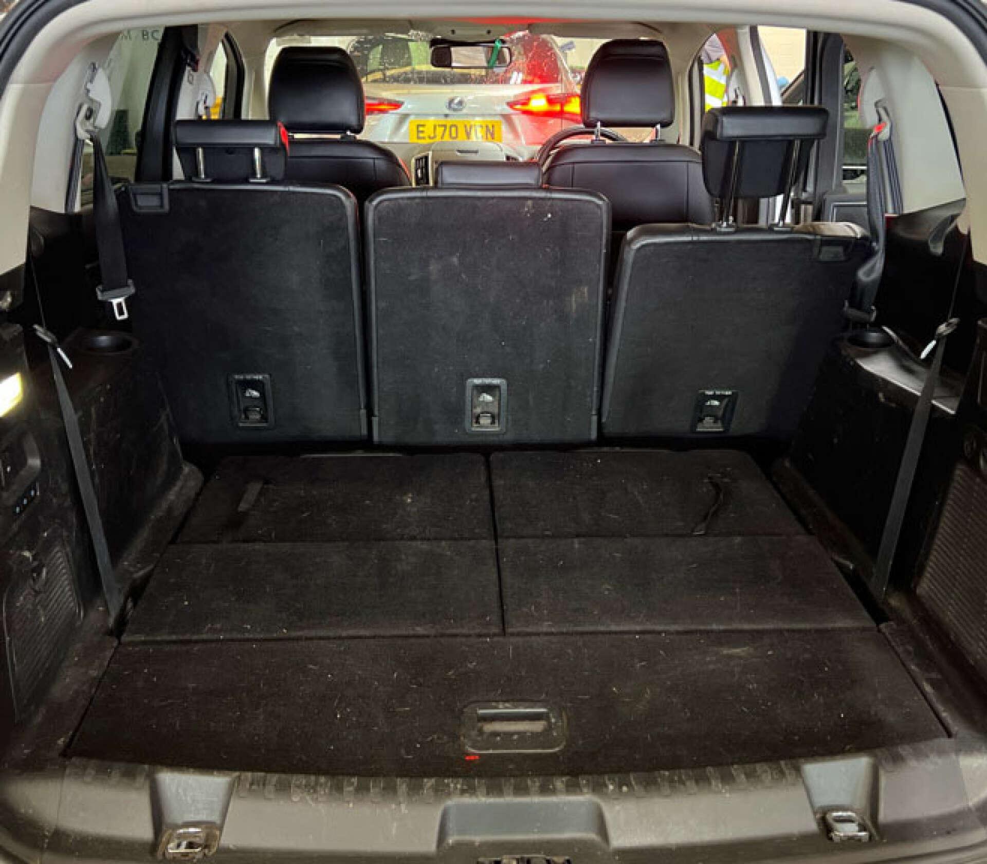 Ford S-Max view 6