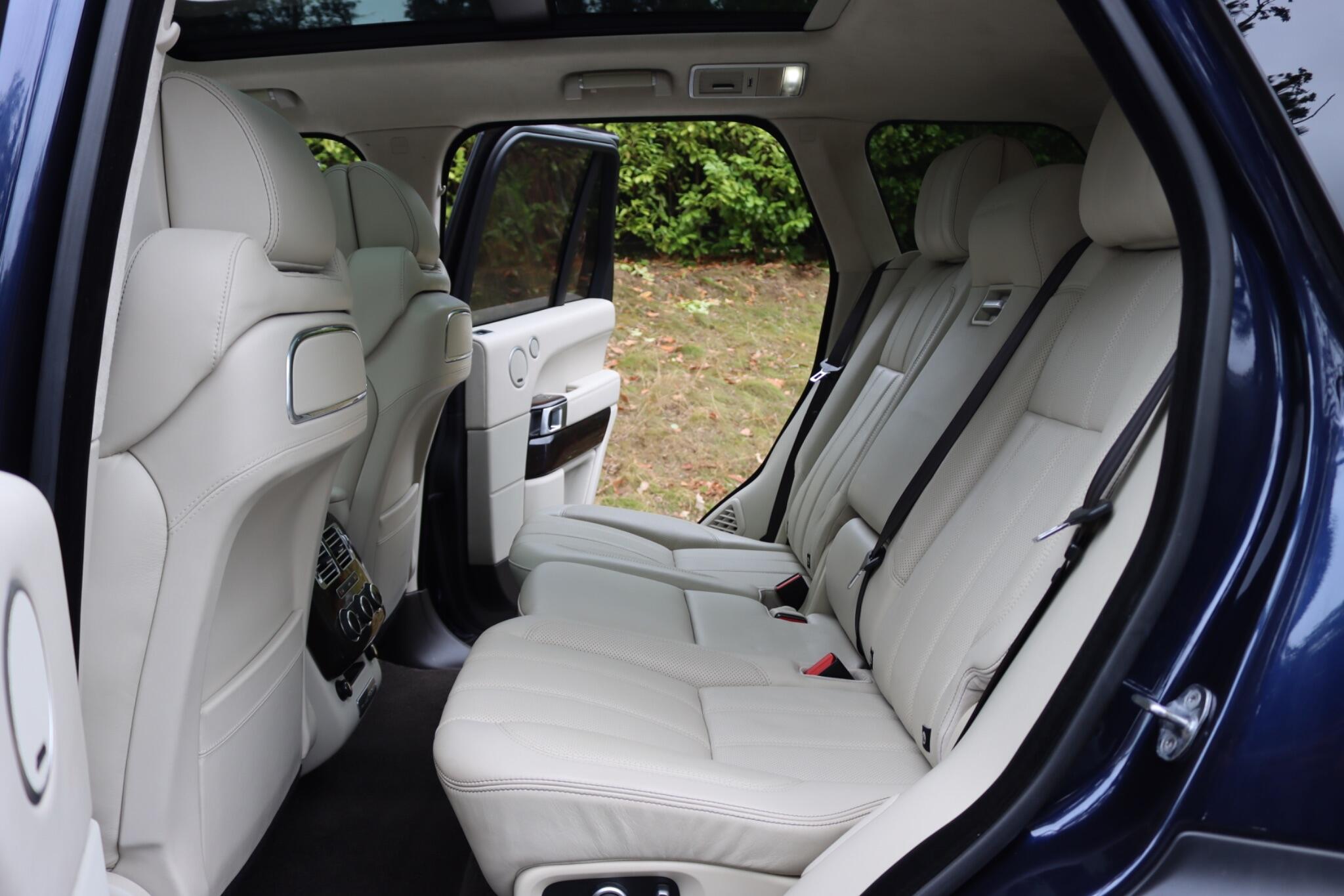 Land Rover Range Rover view 13