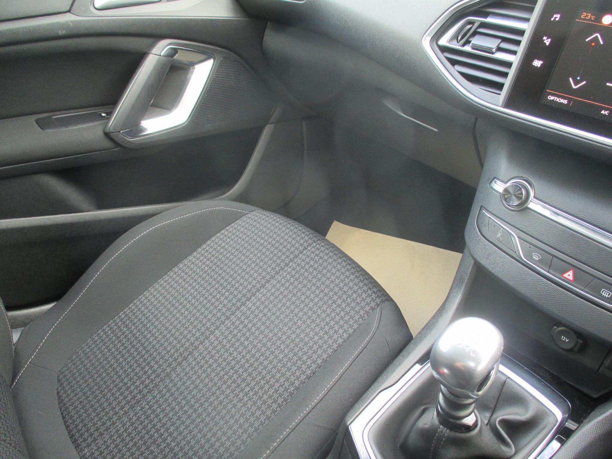 Peugeot 308 SW view 37