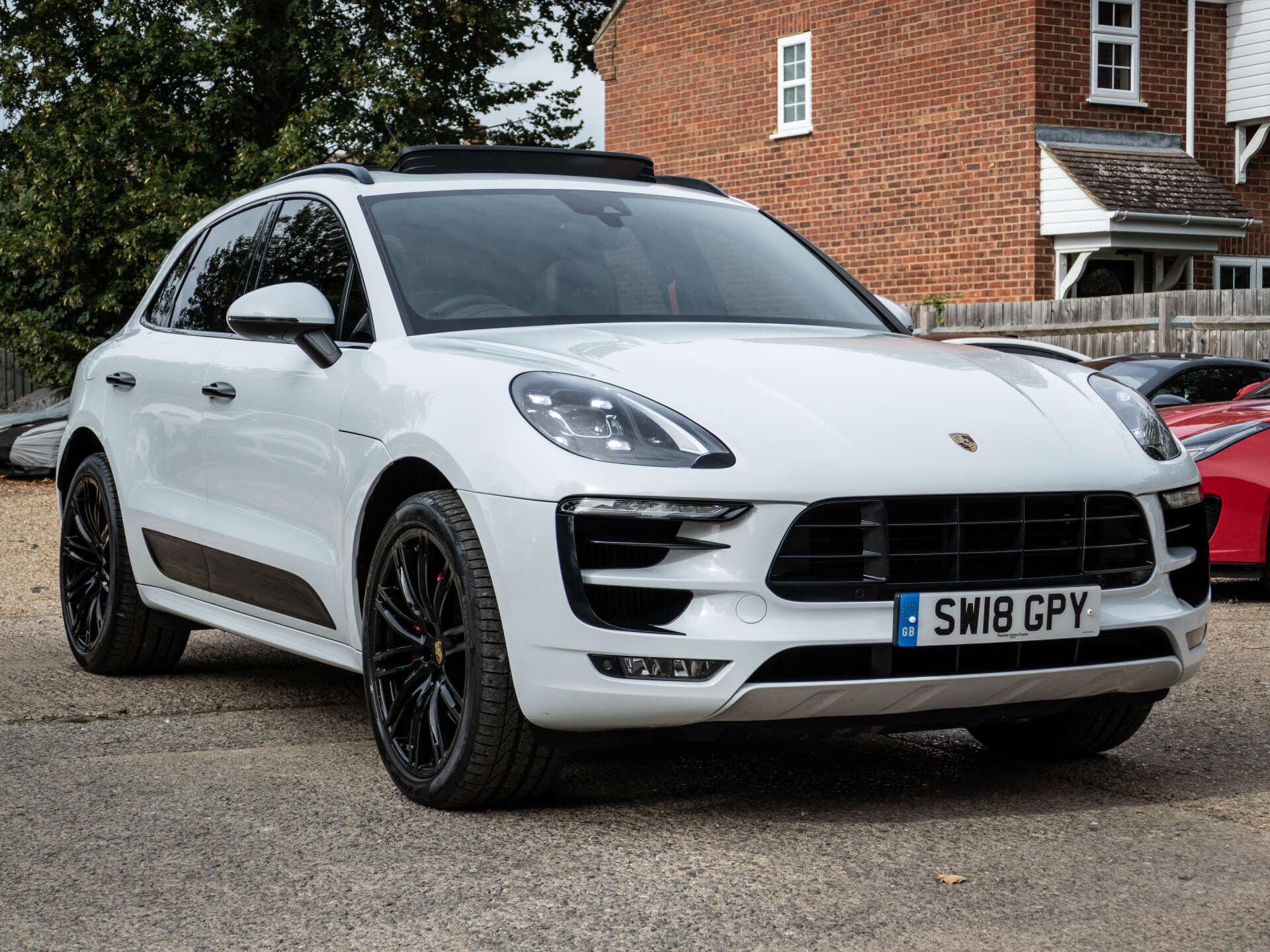 Porsche Macan view 7