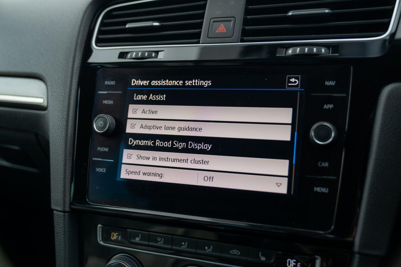 Volkswagen Golf view 71