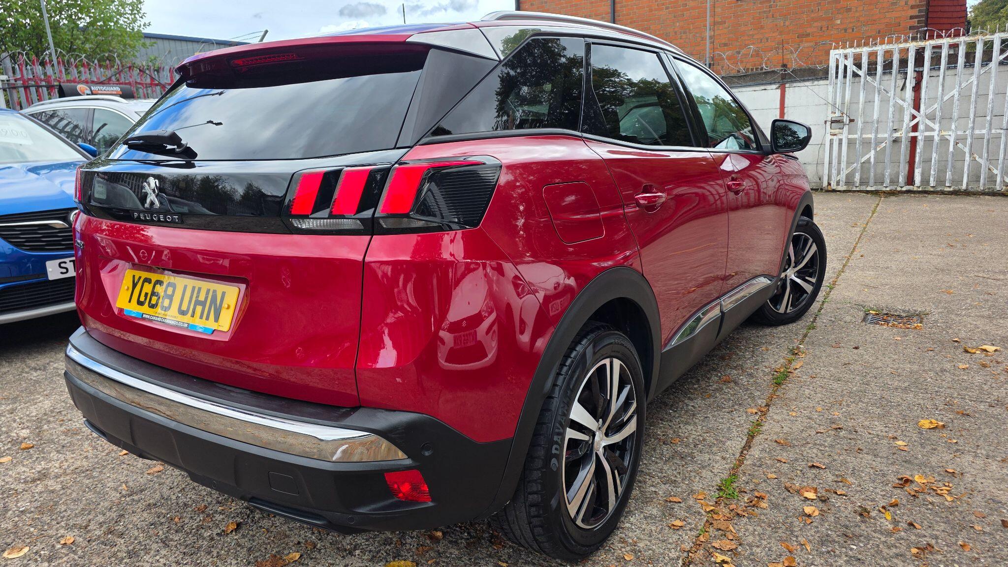 Peugeot 3008 view 5