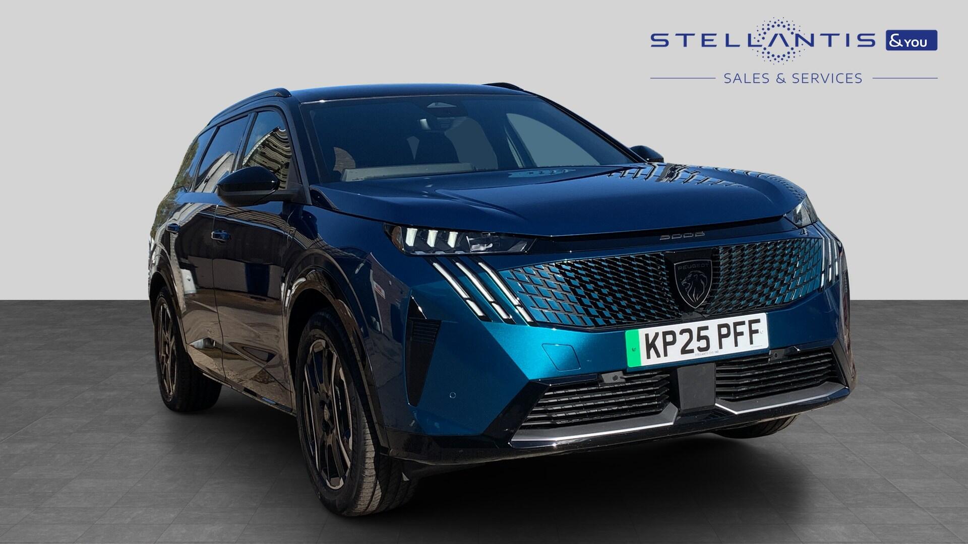 Peugeot E-5008