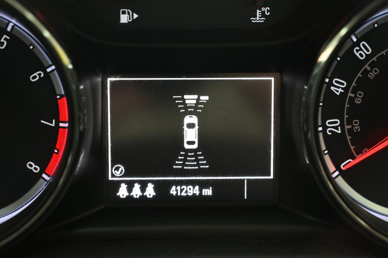 Vauxhall Astra view 22