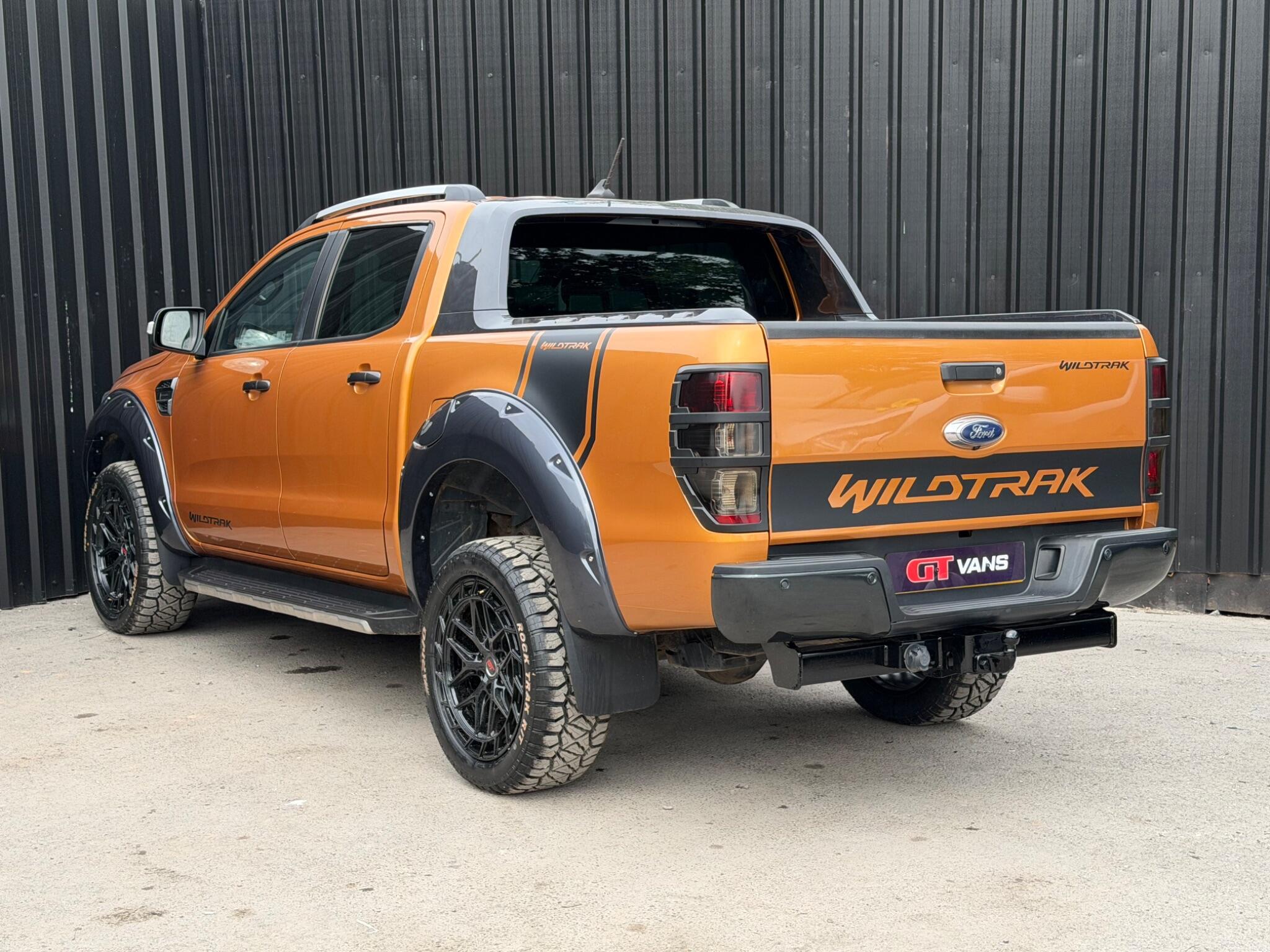 Ford Ranger view 3