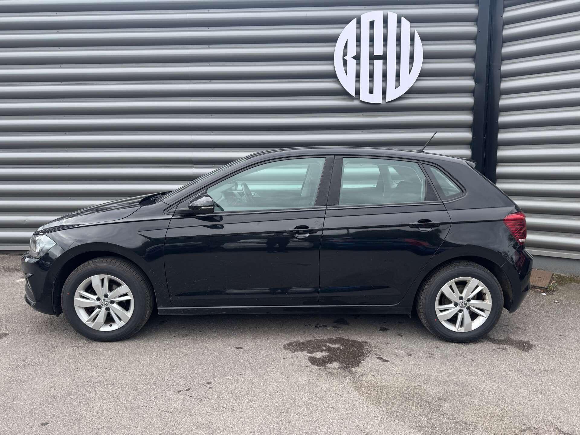 Volkswagen Polo view 6