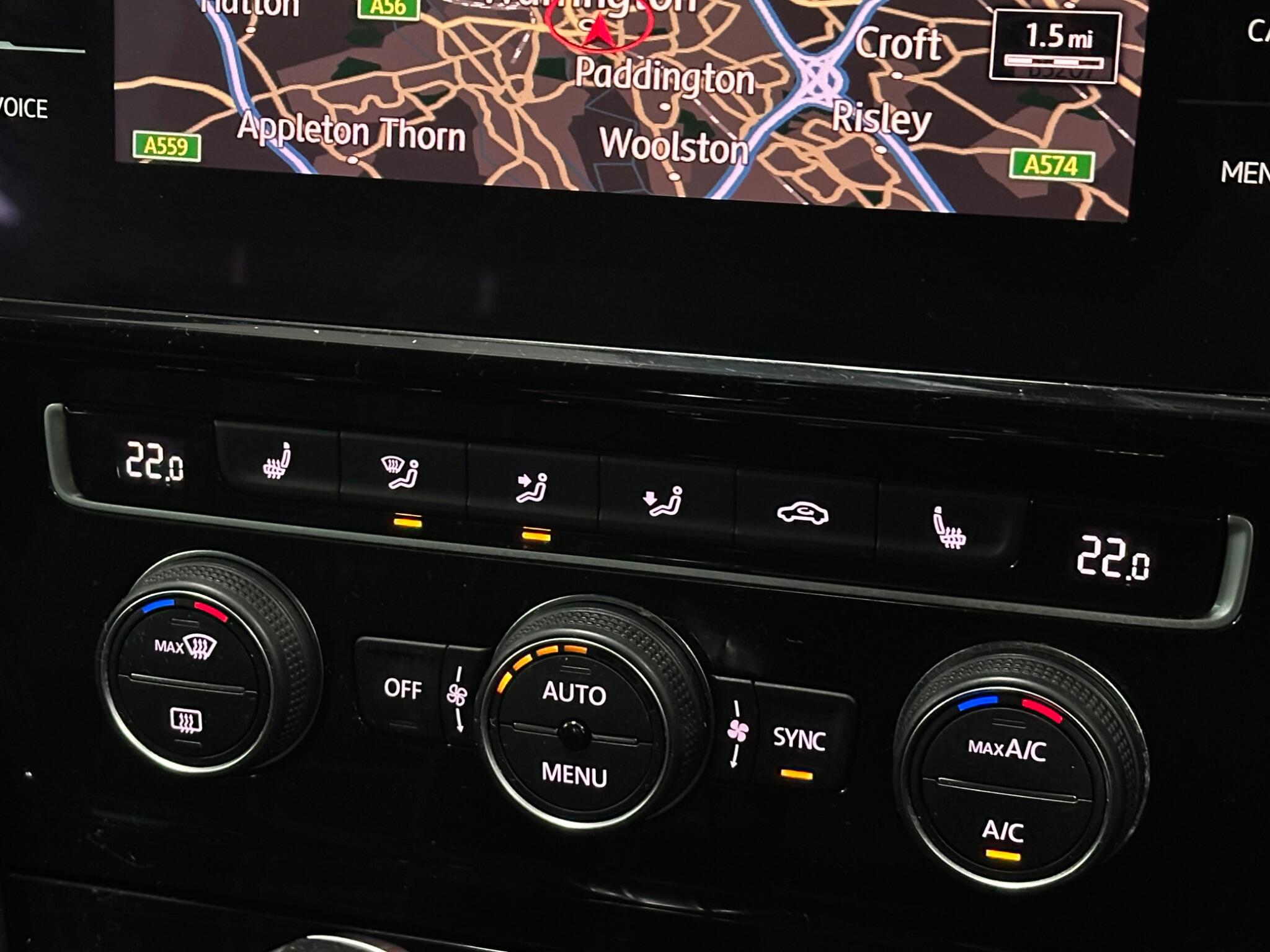 Volkswagen Golf view 28
