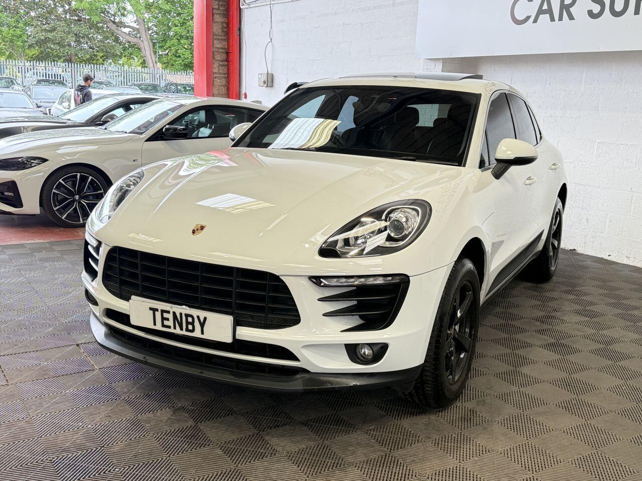 Porsche Macan view 5